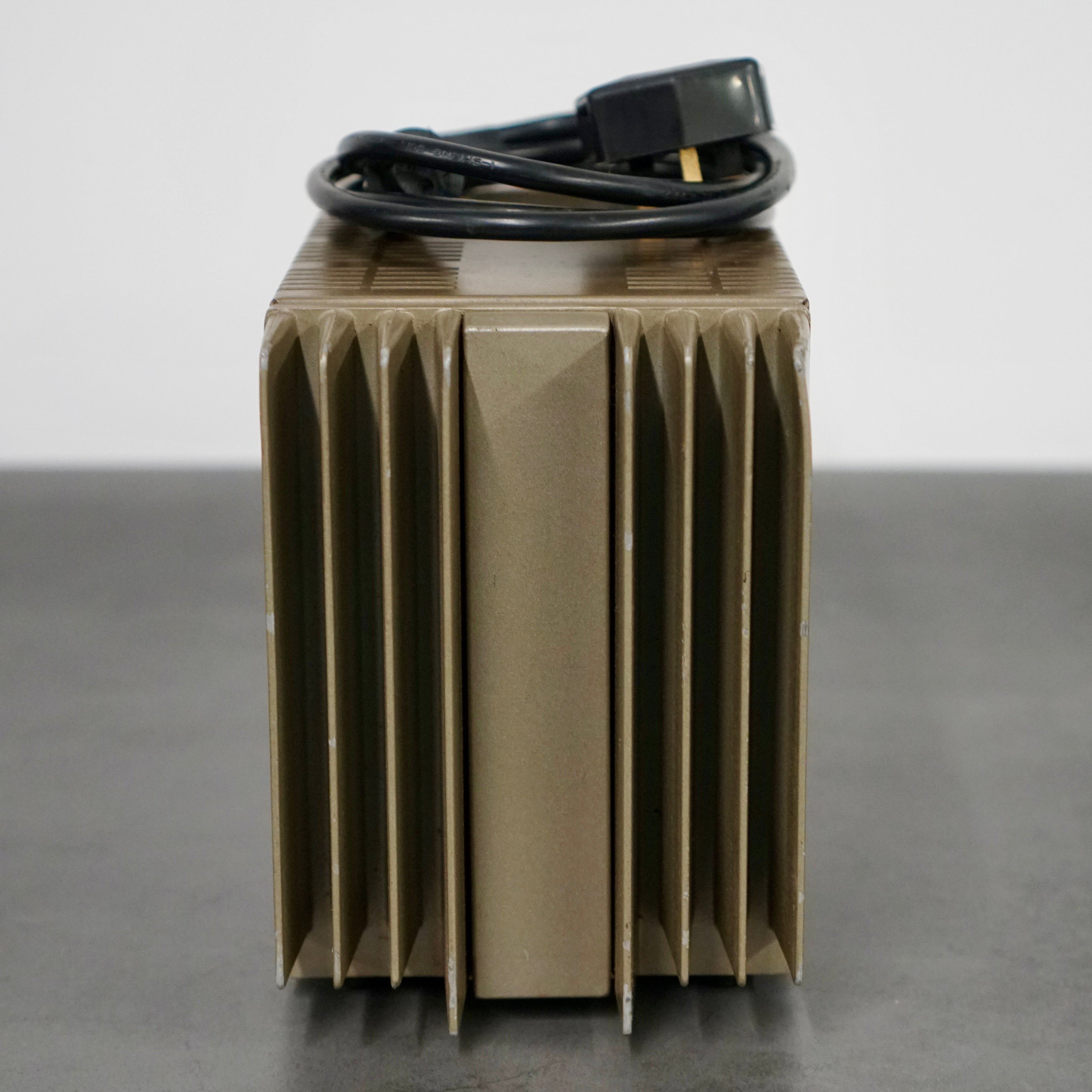 Quad 303 Amplifier