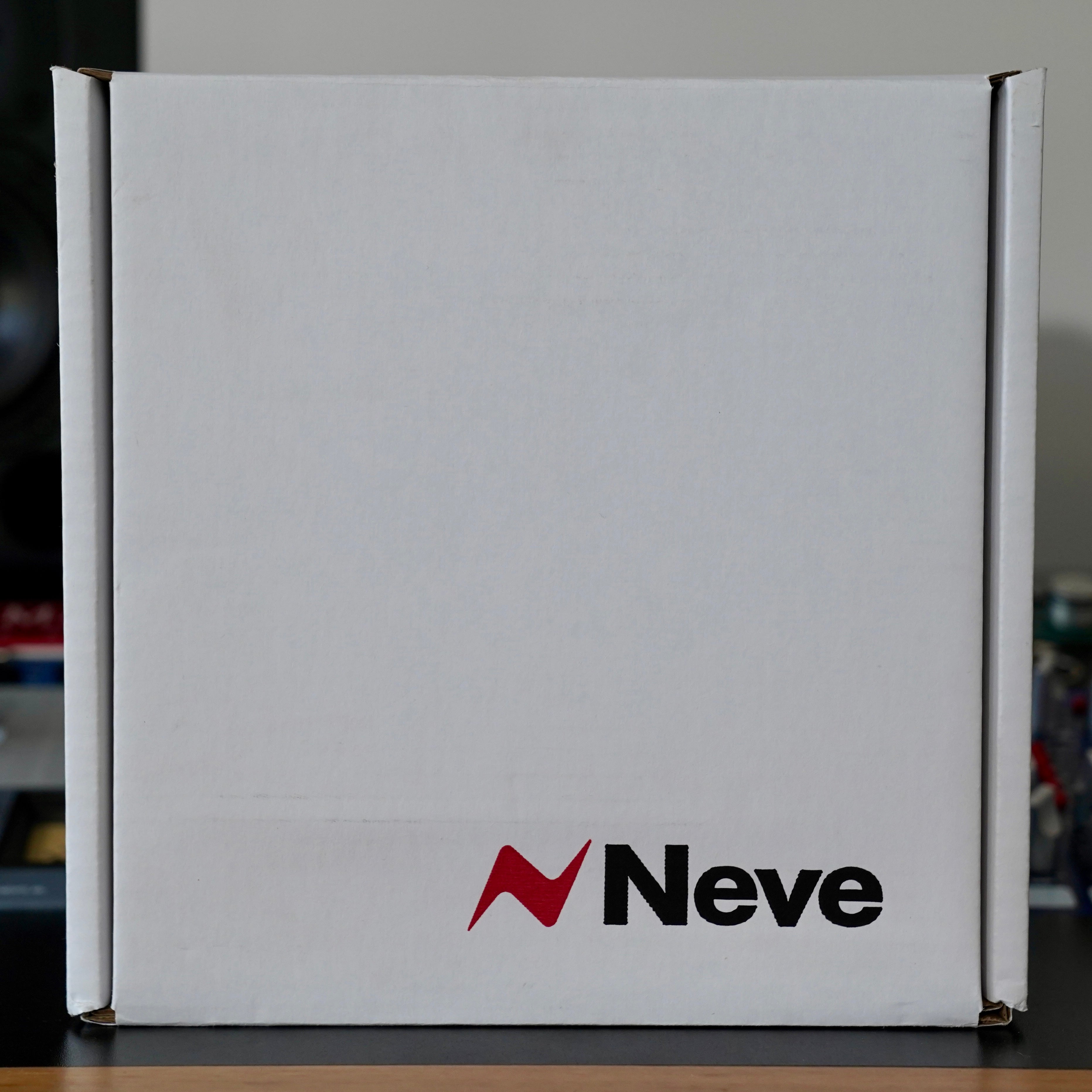 Neve 88M