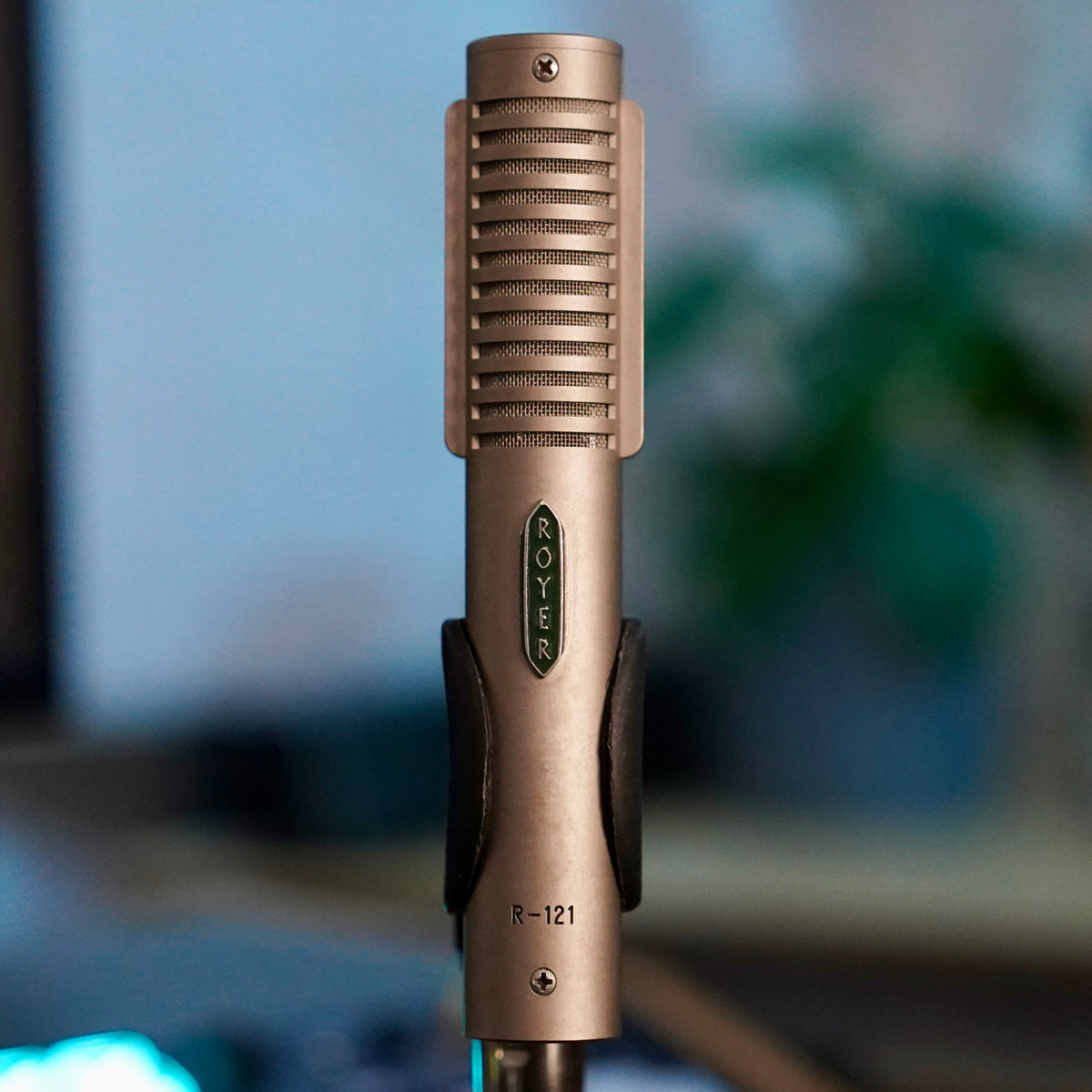 Royer Labs R-121 Ribbon Microphone