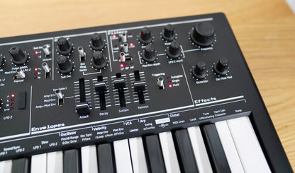 Novation AFX Station