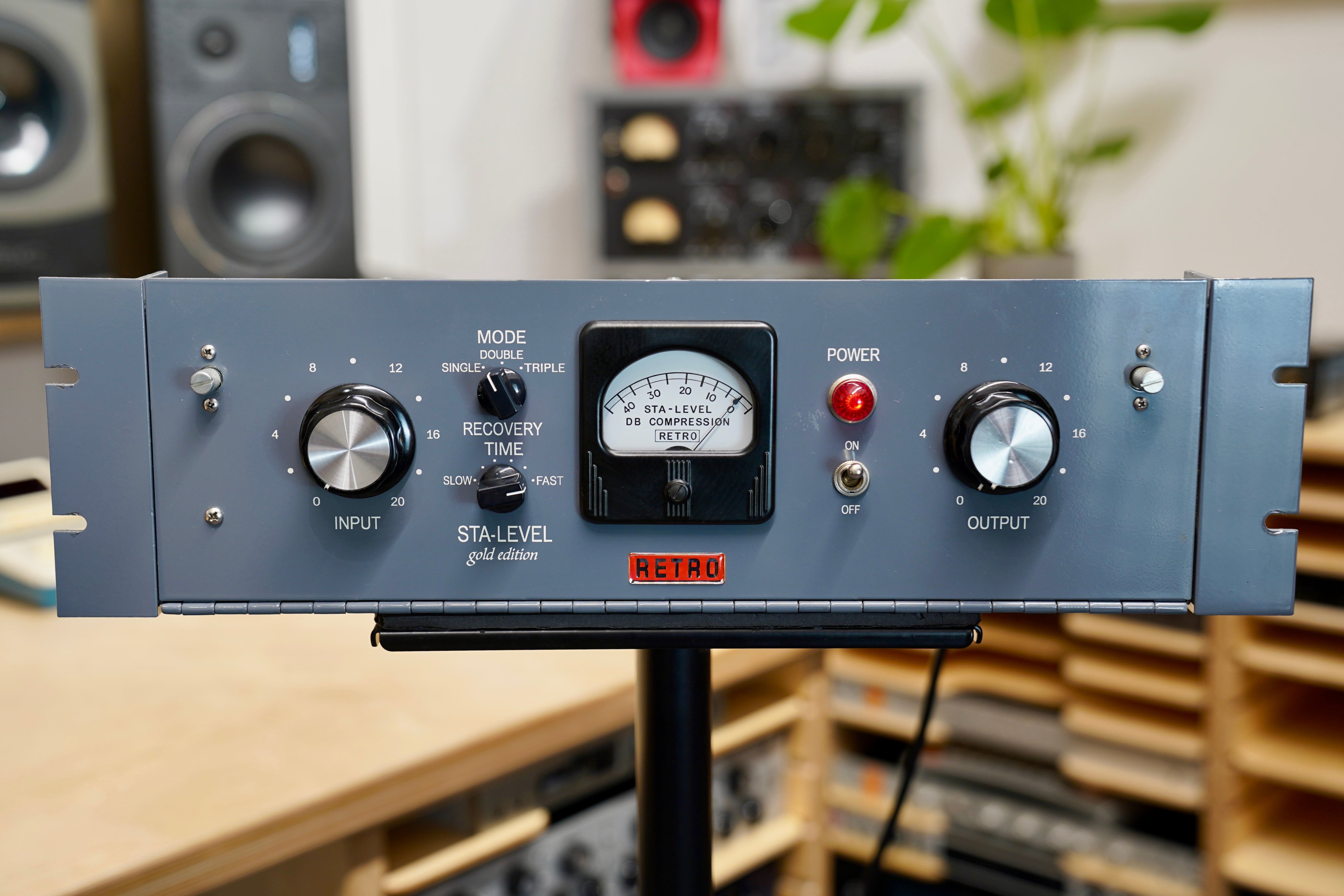 Retro Instruments STA-Level