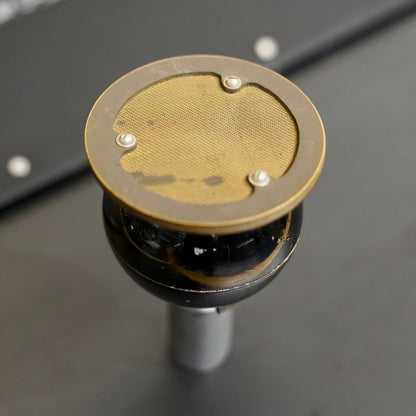 STC 4021 Ball & Biscuit Microphone