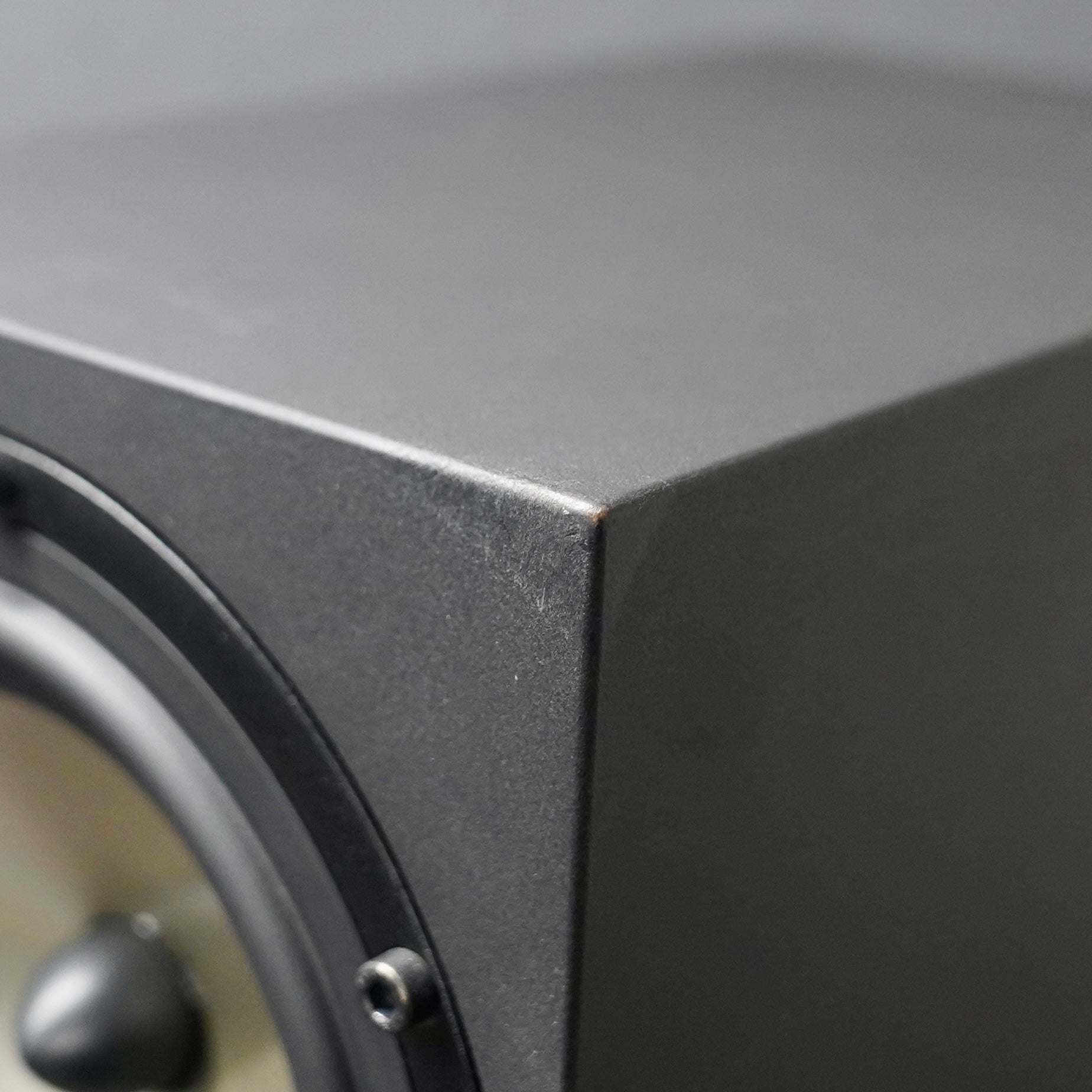 Amphion Two18 (Pair) w/ Amp500