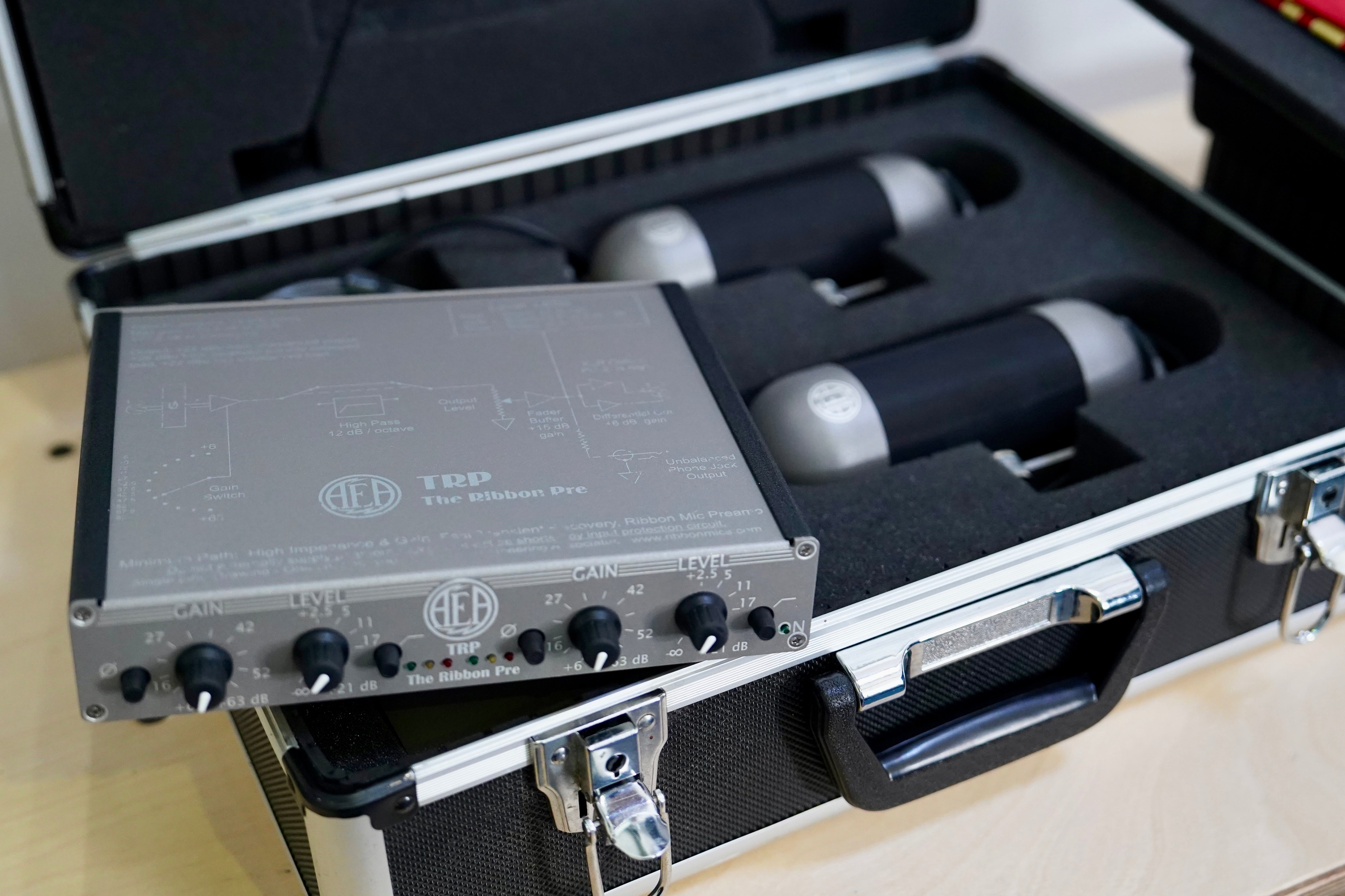 AEA R92 (Pair) w/ TRP Bundle