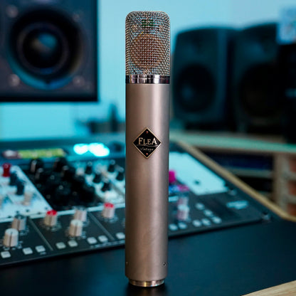 Flea Microphones 12