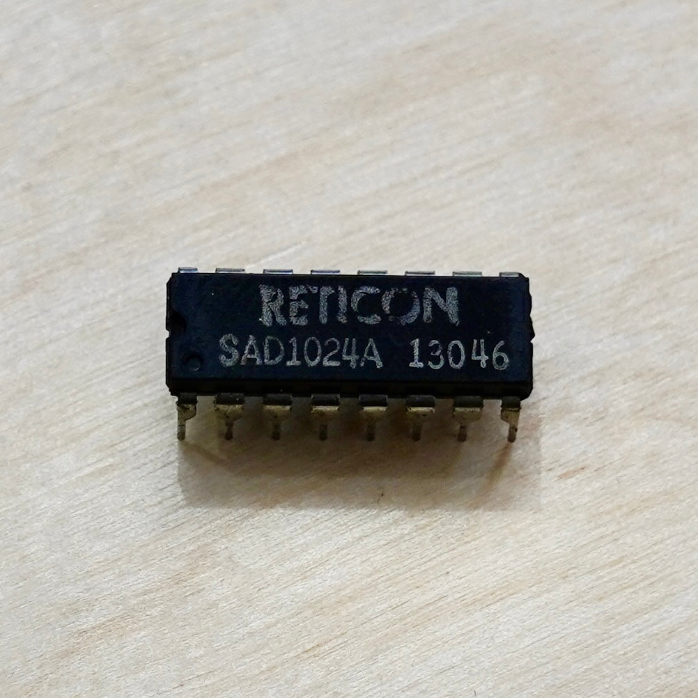 Reticon SAD1024A 1024 Stage Analog BBD IC Chip