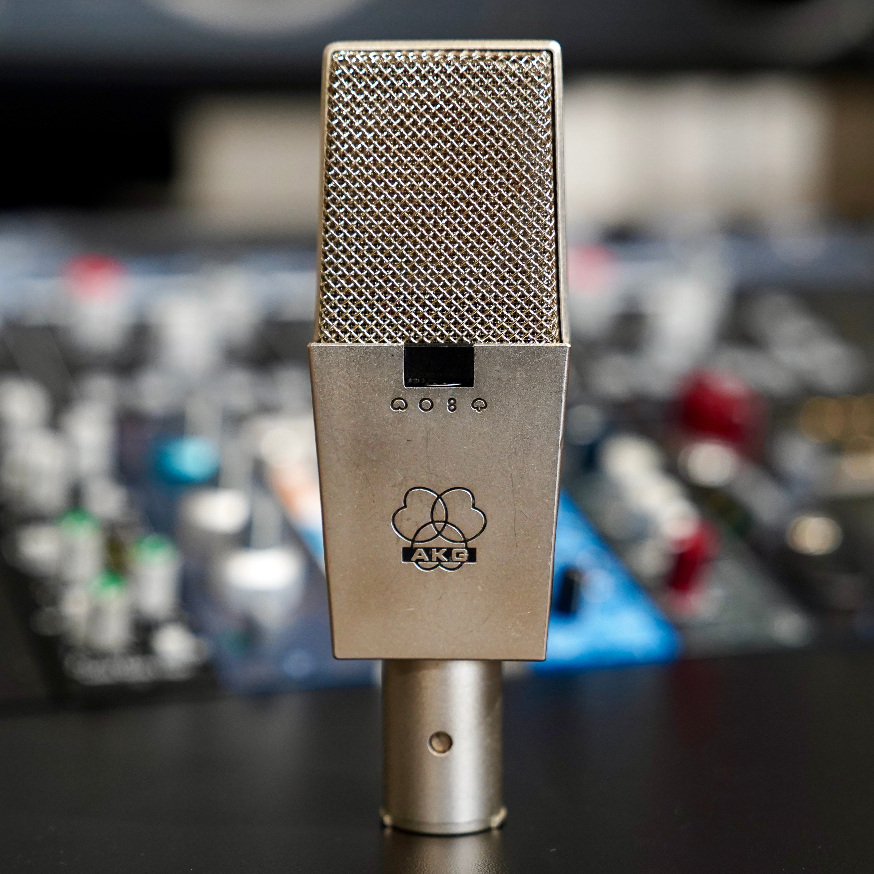 AKG C414 EB