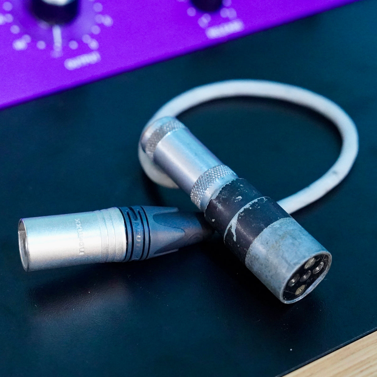 STC 4038 Vintage Ribbon Microphone