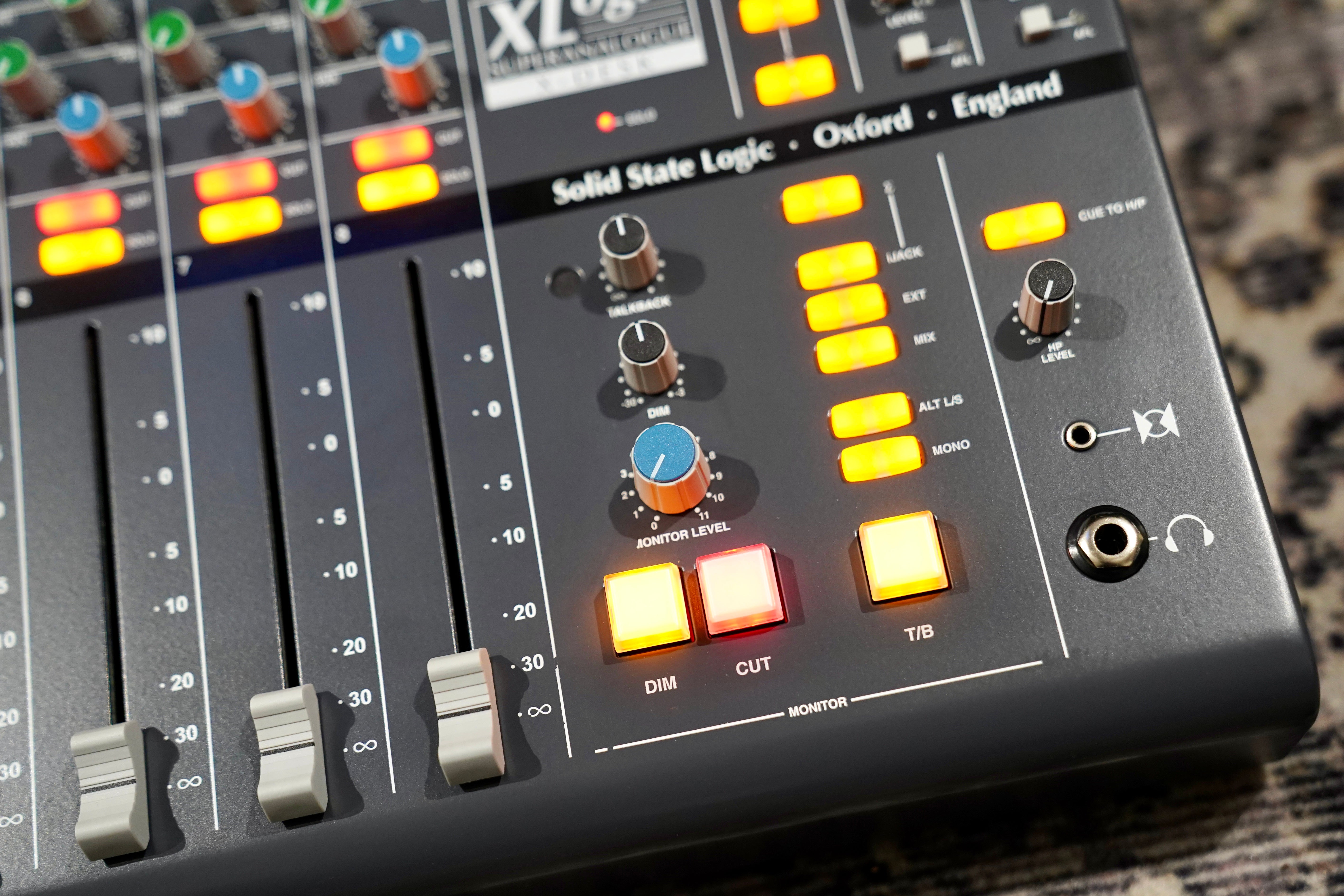 Solid State Logic X-Desk SuperAnalogue Mixer