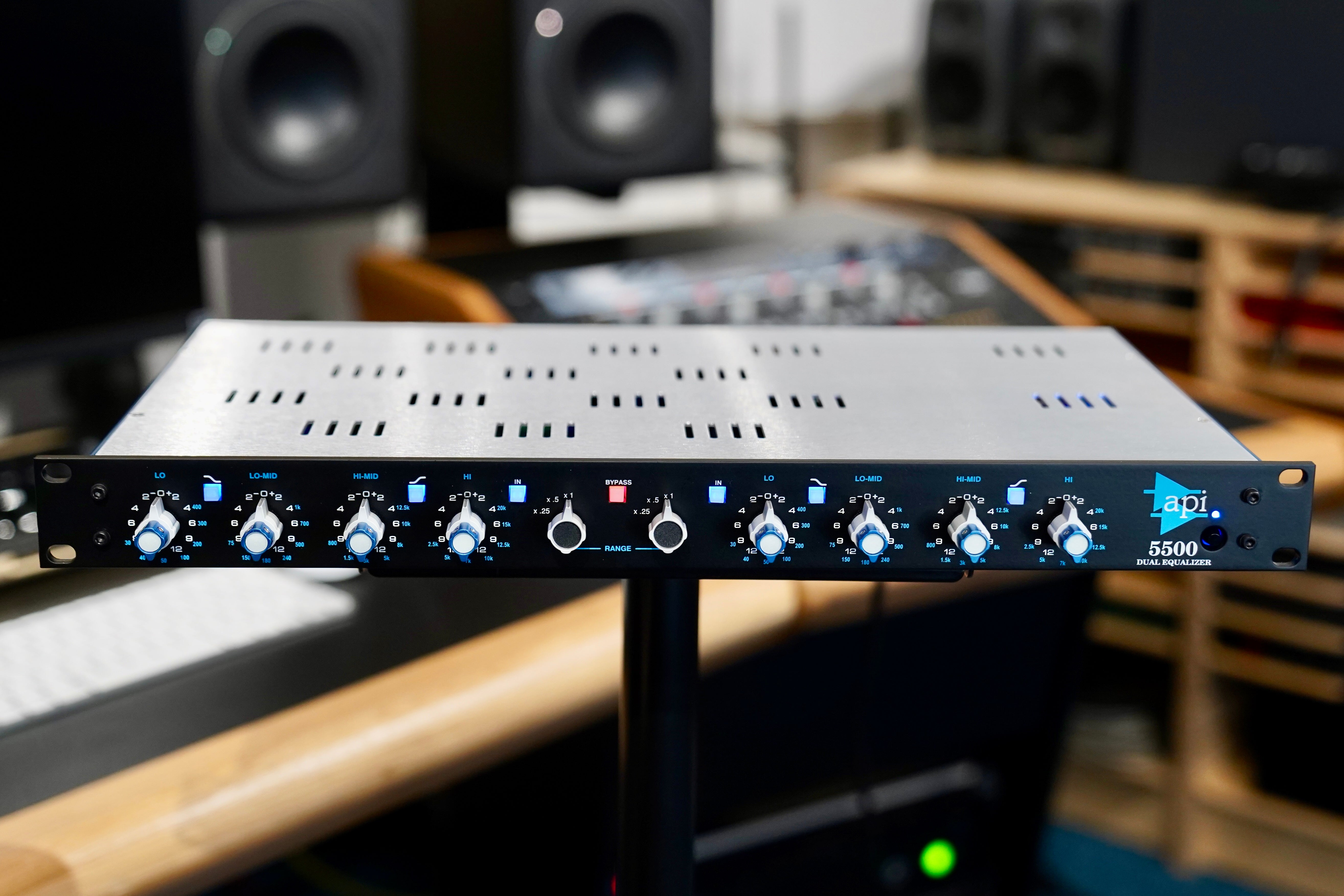 API 5500 Dual Equalizer