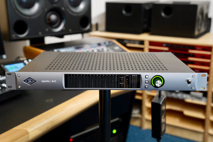 Universal Audio Apollo X16 Thunderbolt 3 Audio Interface