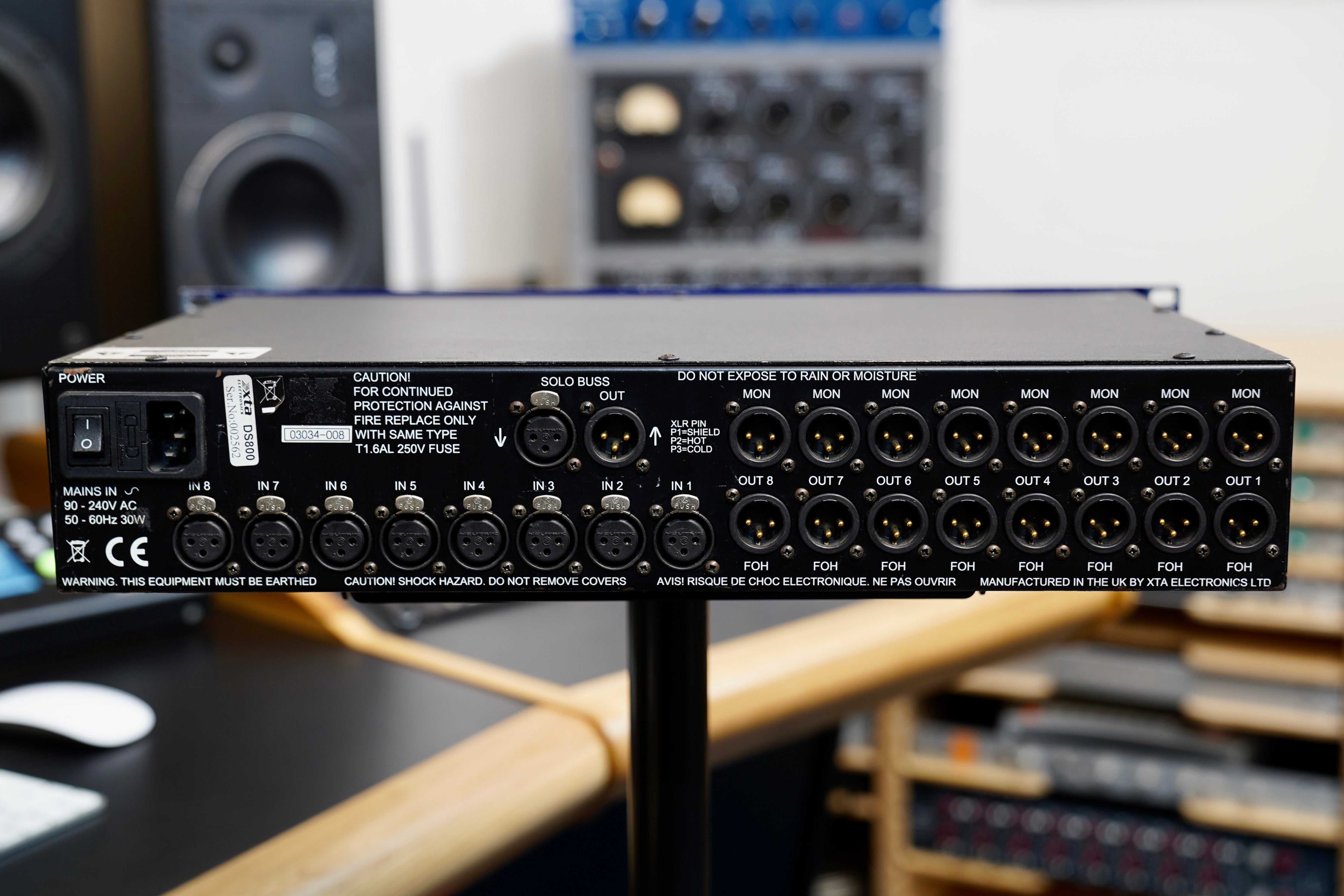 XTA DS800 Mic/ Line Distributor