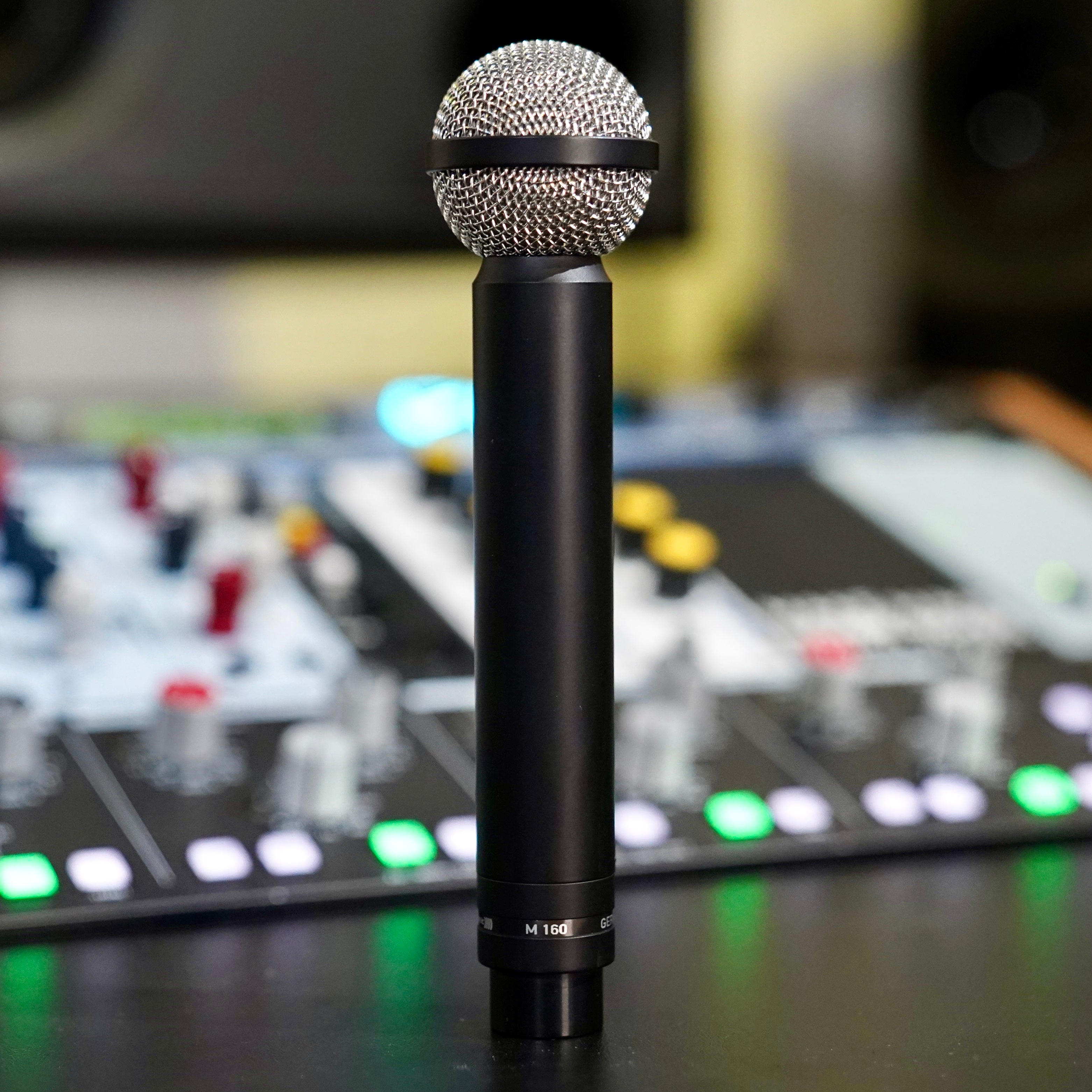 Beyerdynamic M160 Ribbon Microphone