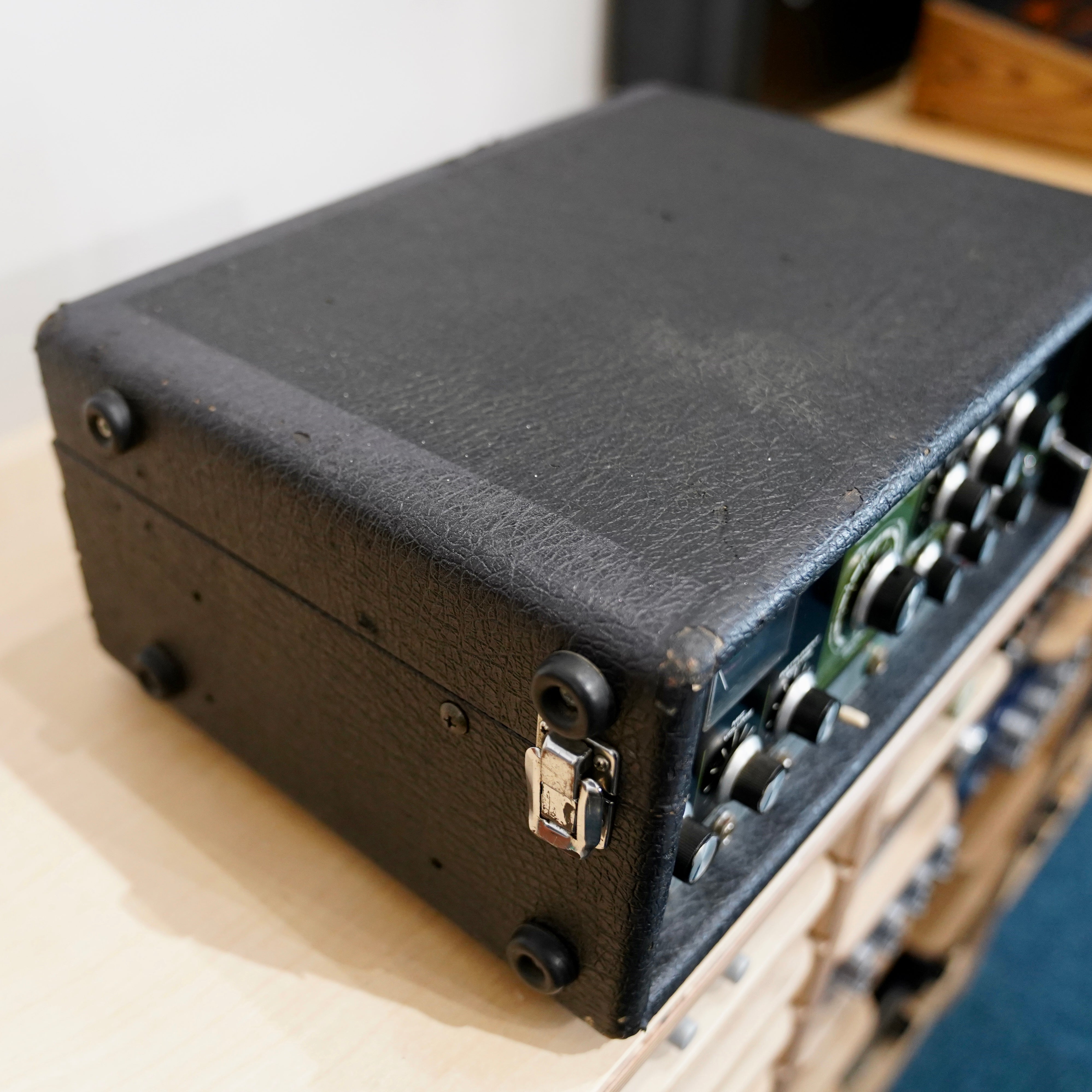 Roland RE–201 Space Echo