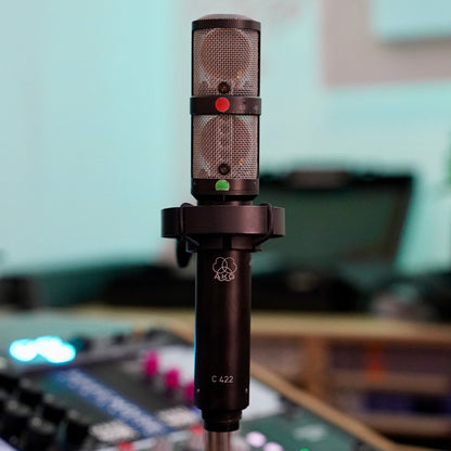 AKG C422