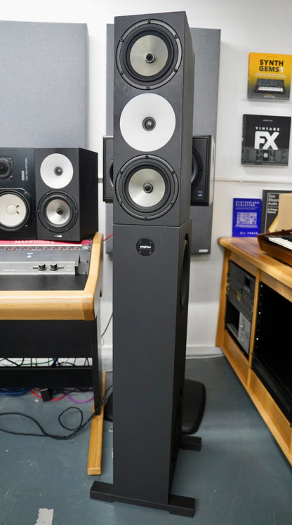Amphion Two18 + BaseOne25 (Pair)