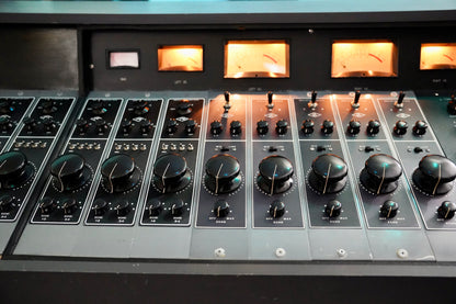 Universal Audio 610 Custom Console
