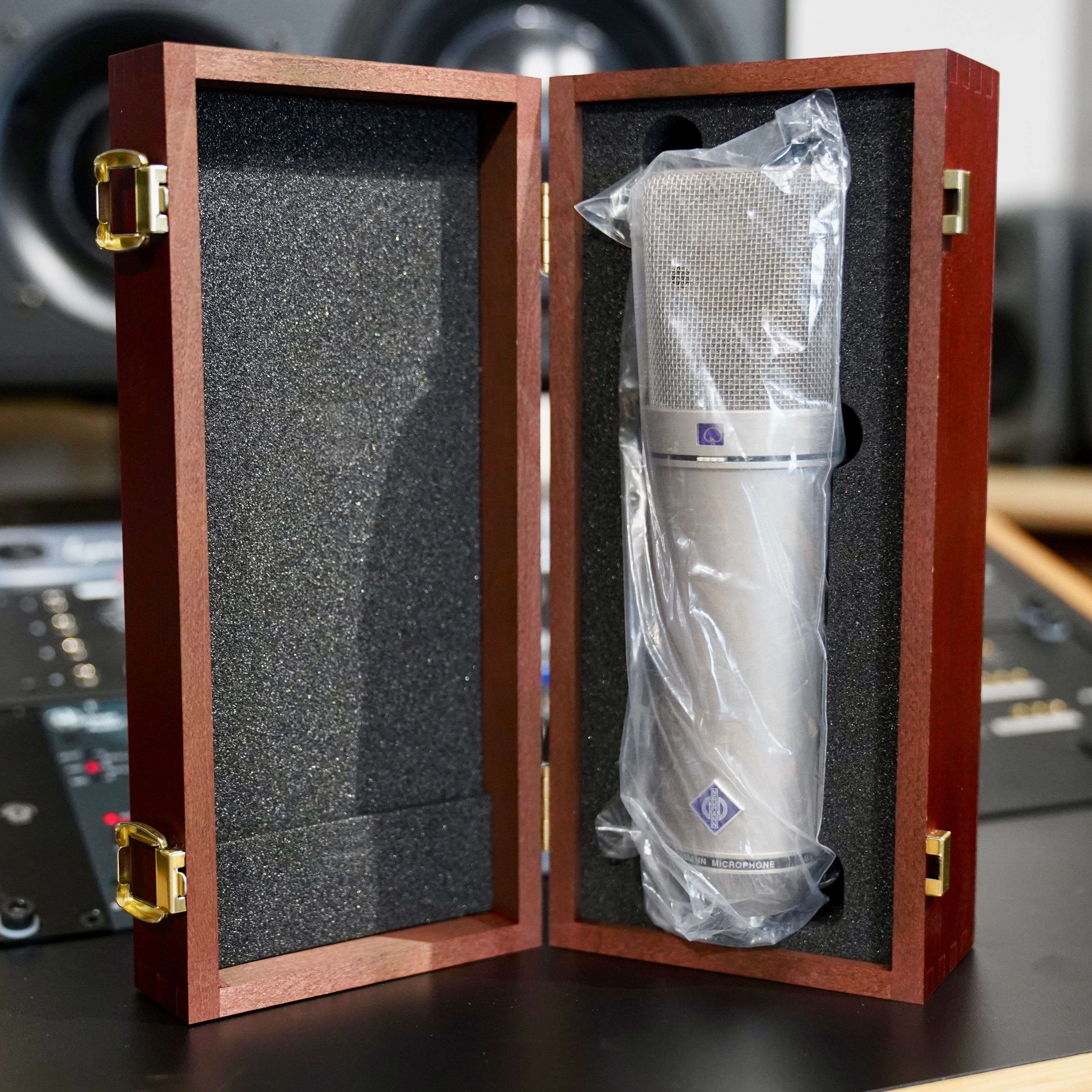 Neumann U87 Ai