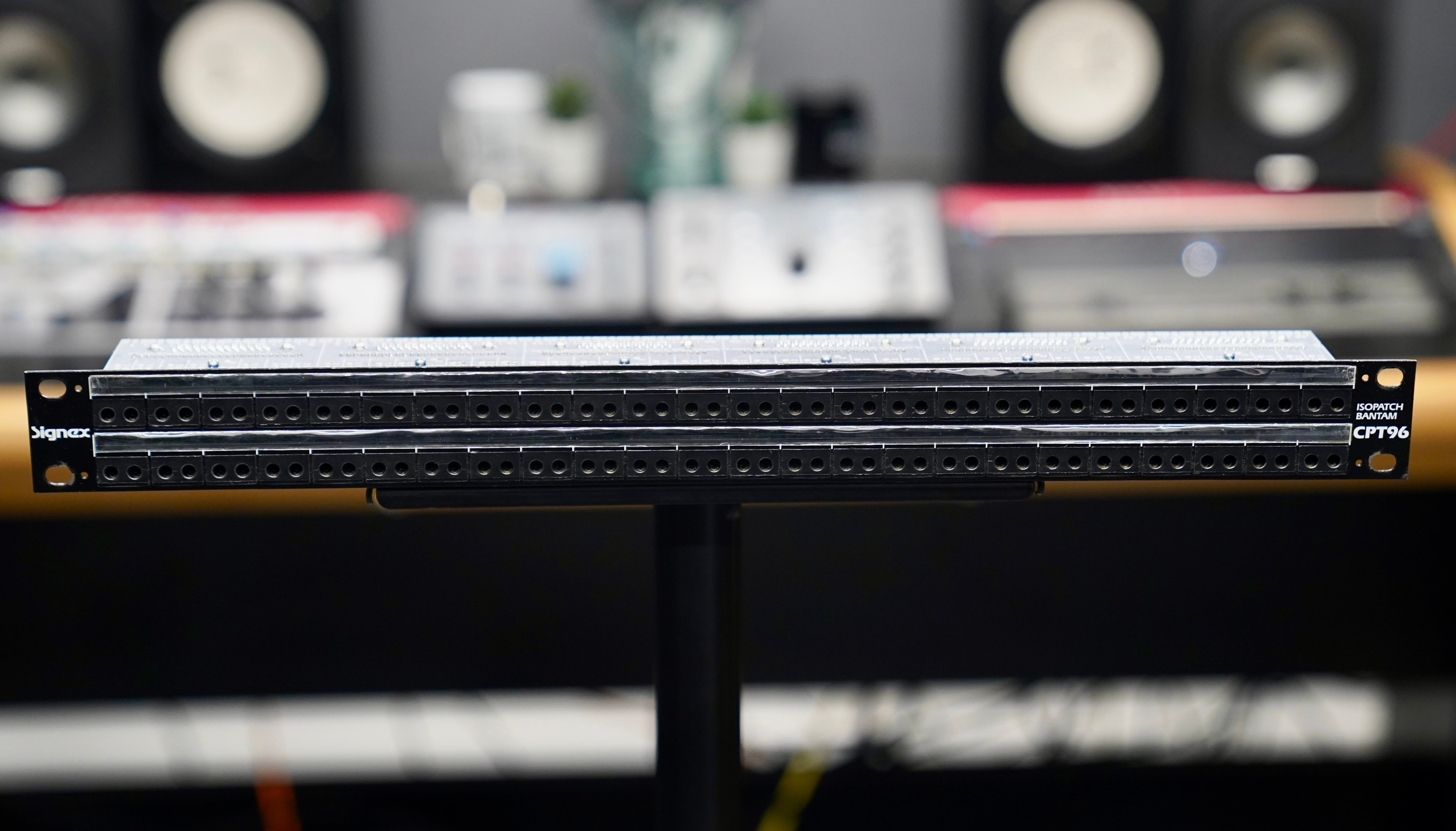 Signex Isopatch CPT96D25 Bantam Patchbay