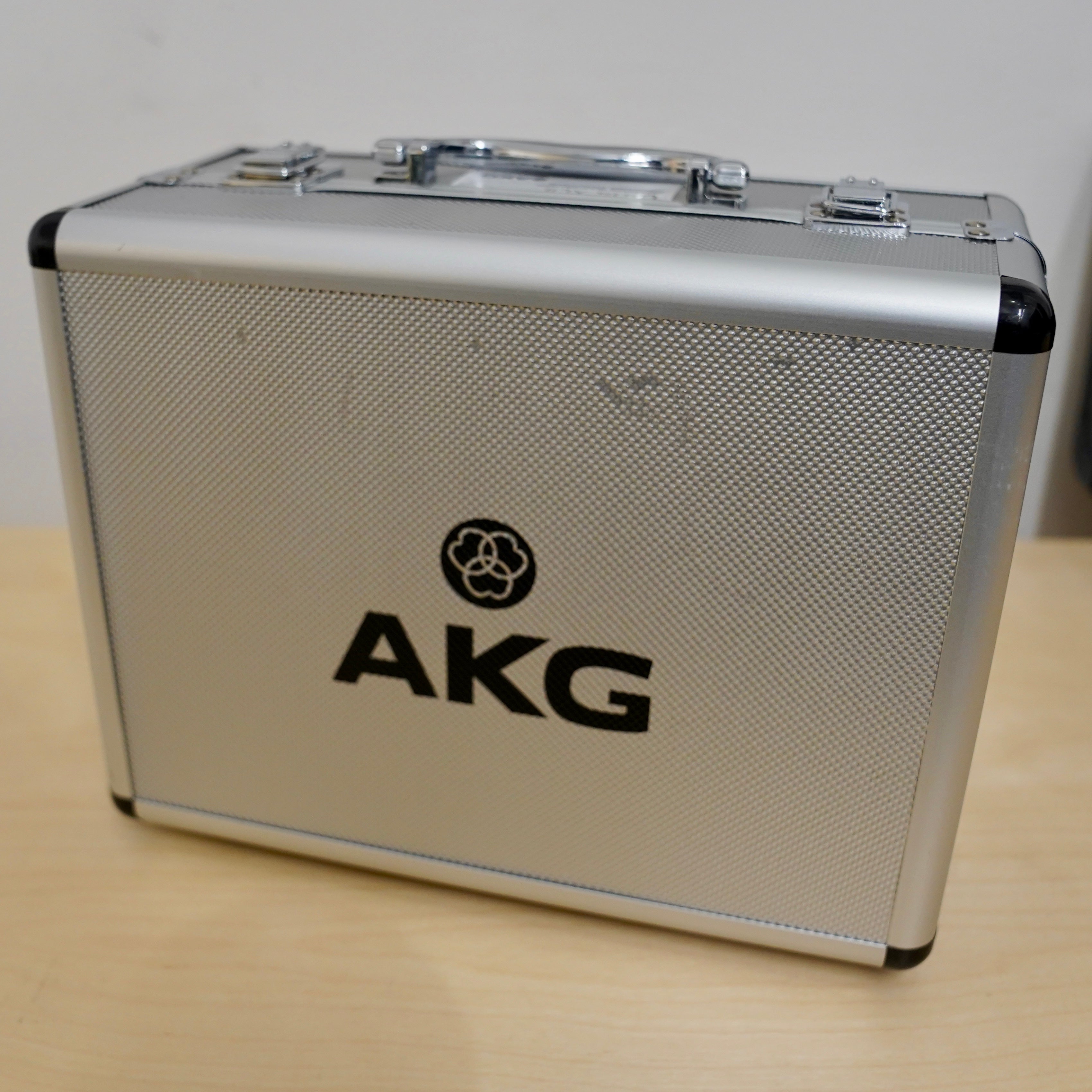 AKG C414 XL II