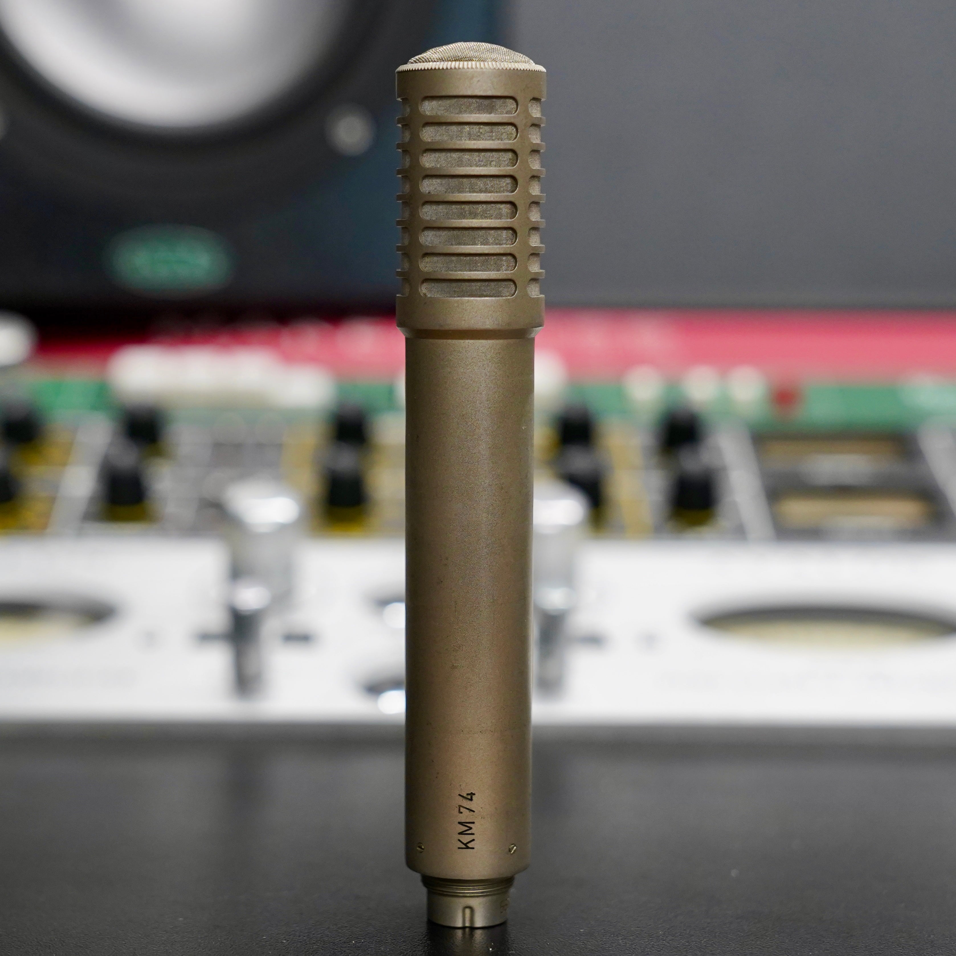 Neumann KM74