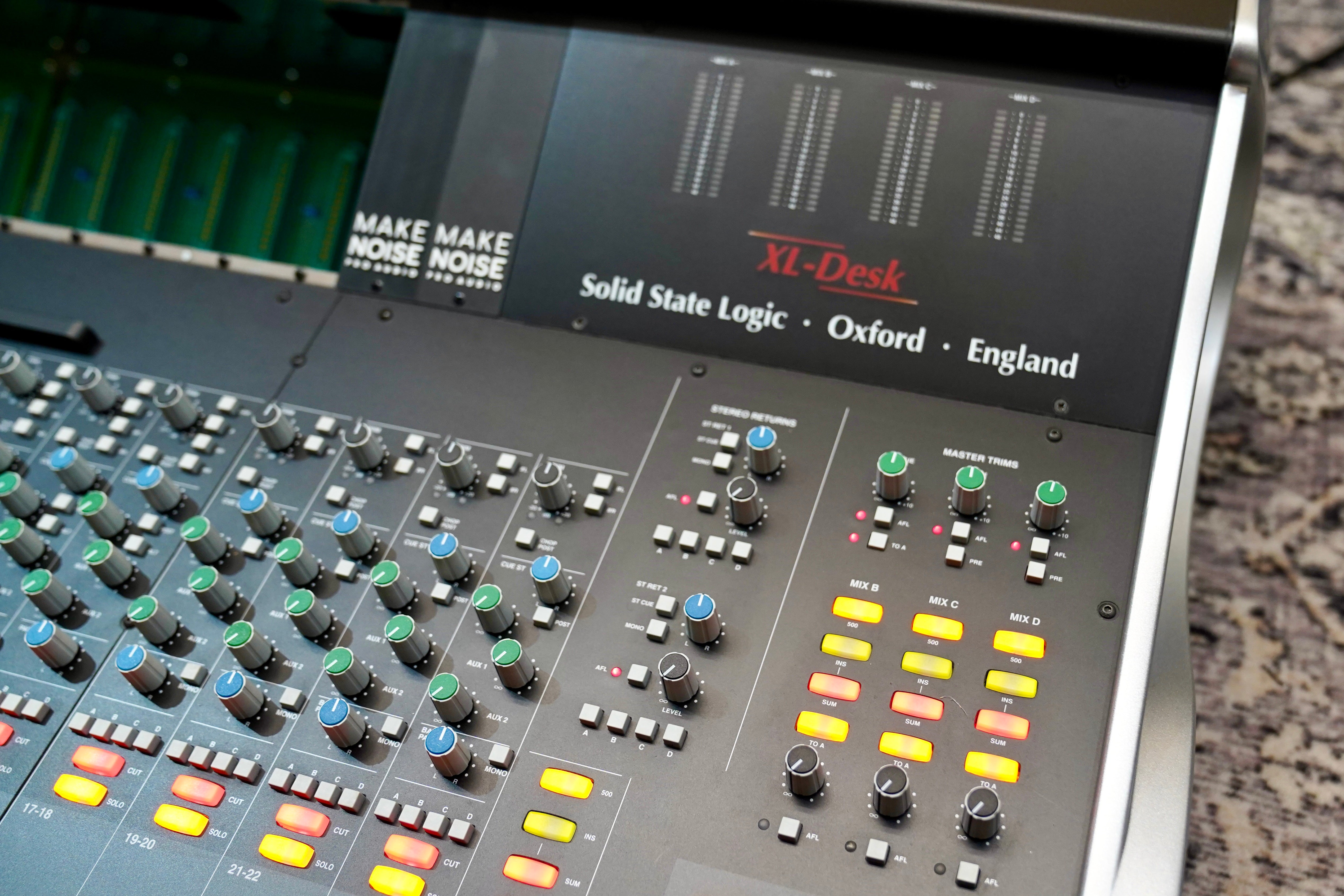 Solid State Logic XL-Desk