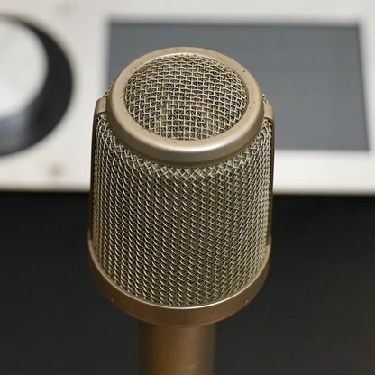 Neumann KM86i