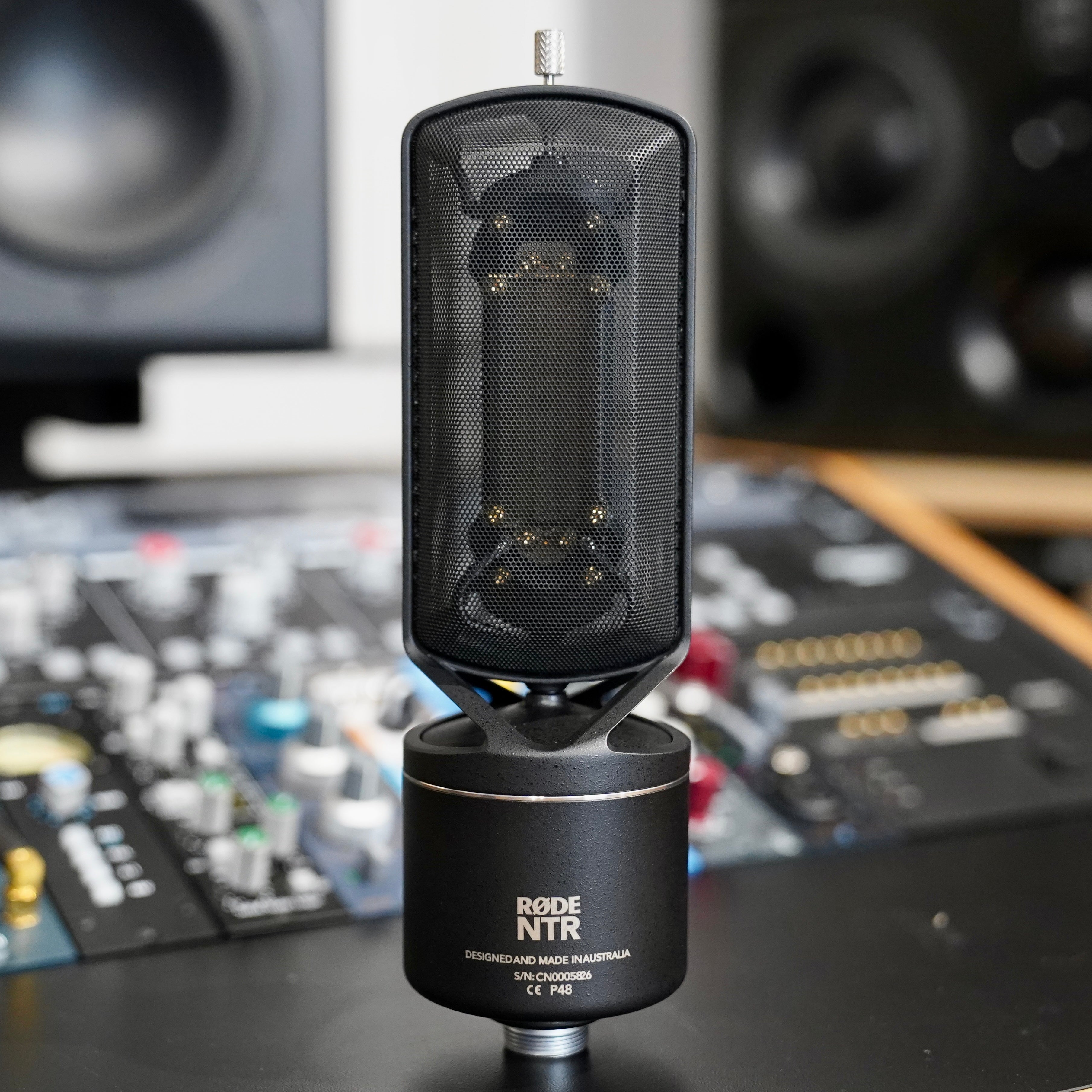 Rode NTR Active Ribbon Microphone