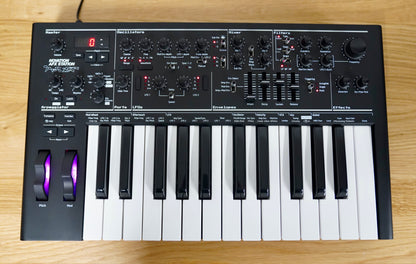 Novation AFX Station