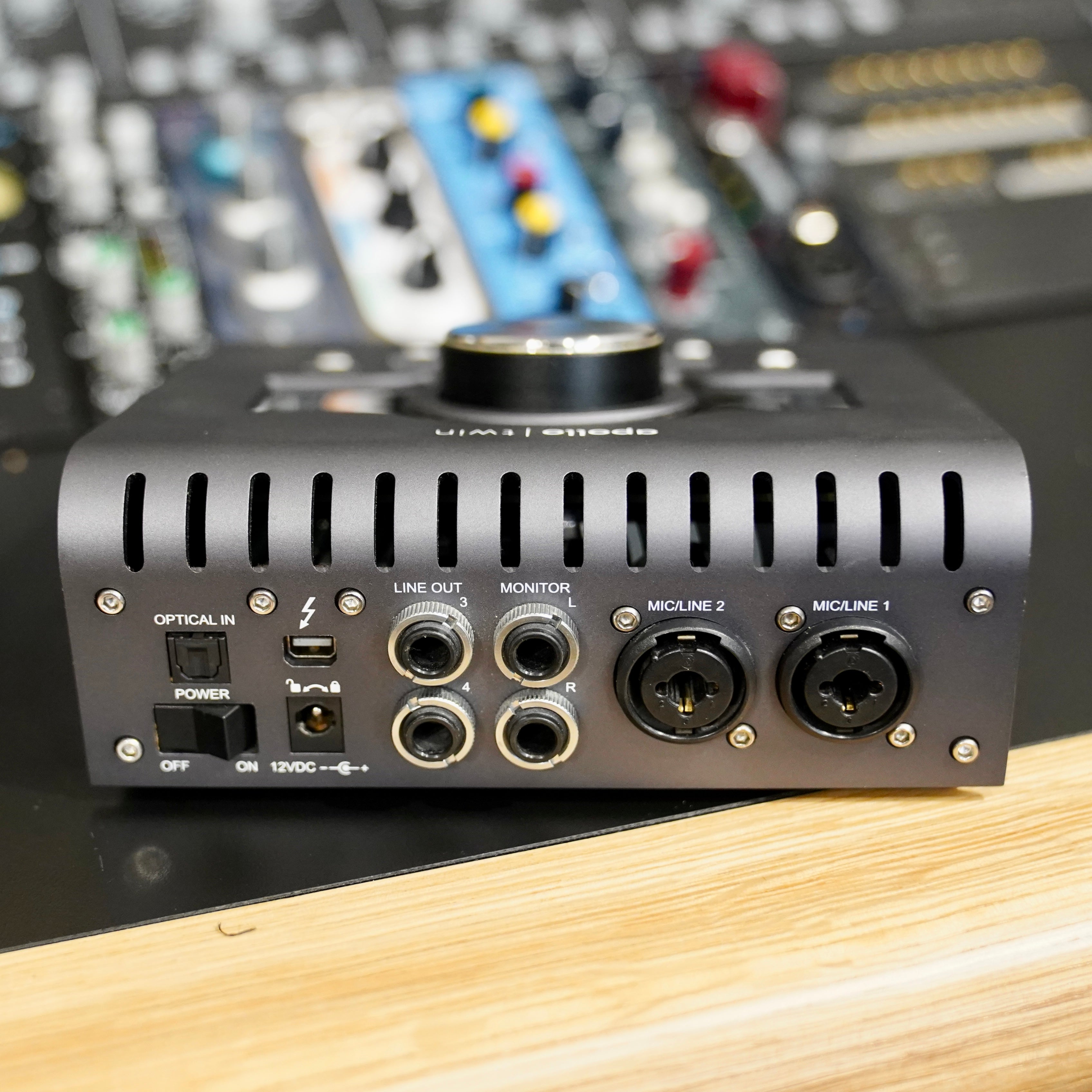 Universal Audio Apollo Twin MKII Duo – Make Noise Pro Audio