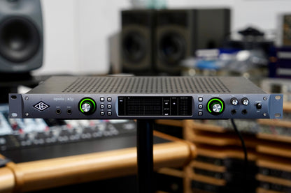 Universal Audio Apollo X8P Thunderbolt 3 Interface