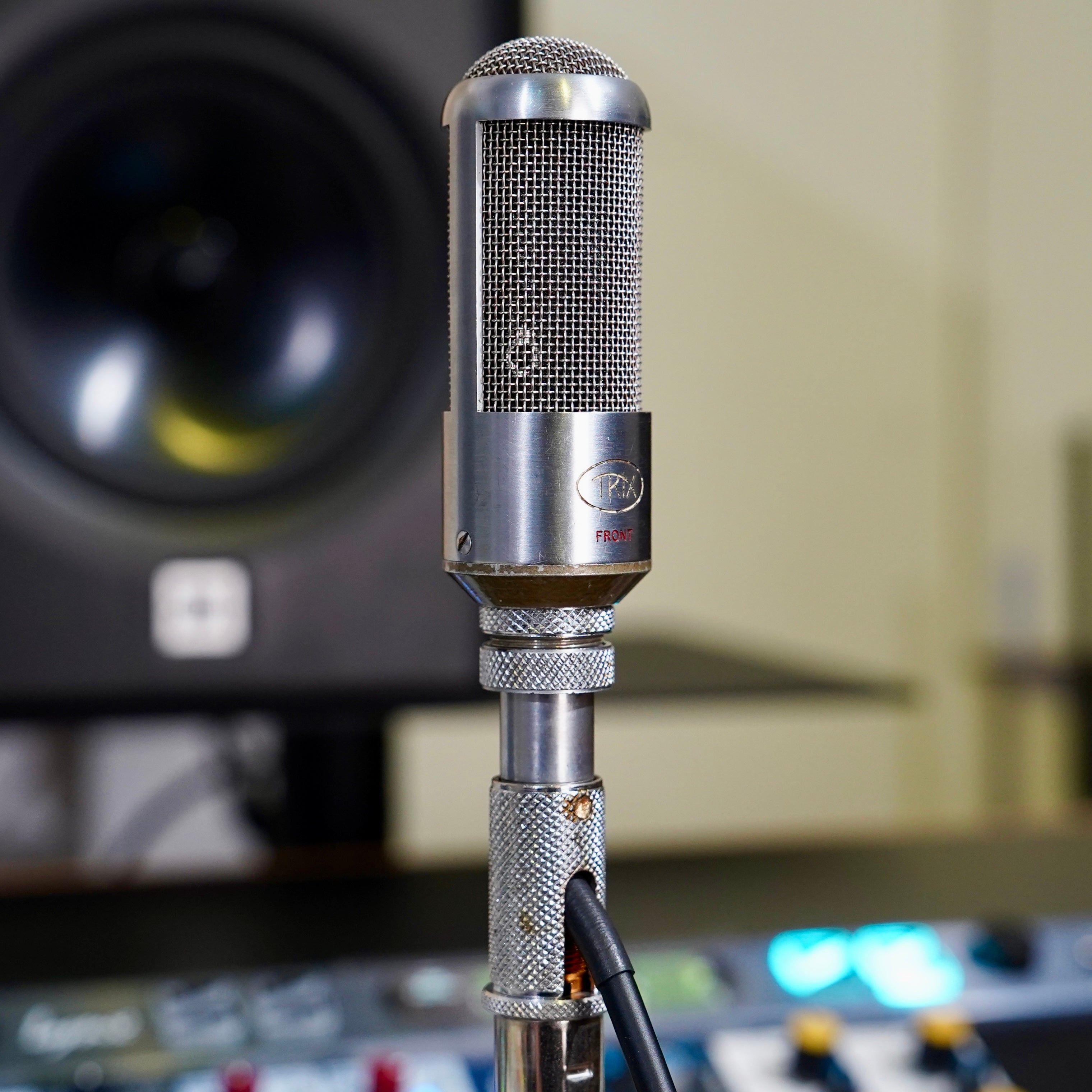 Trix 7114 Ribbon Microphone
