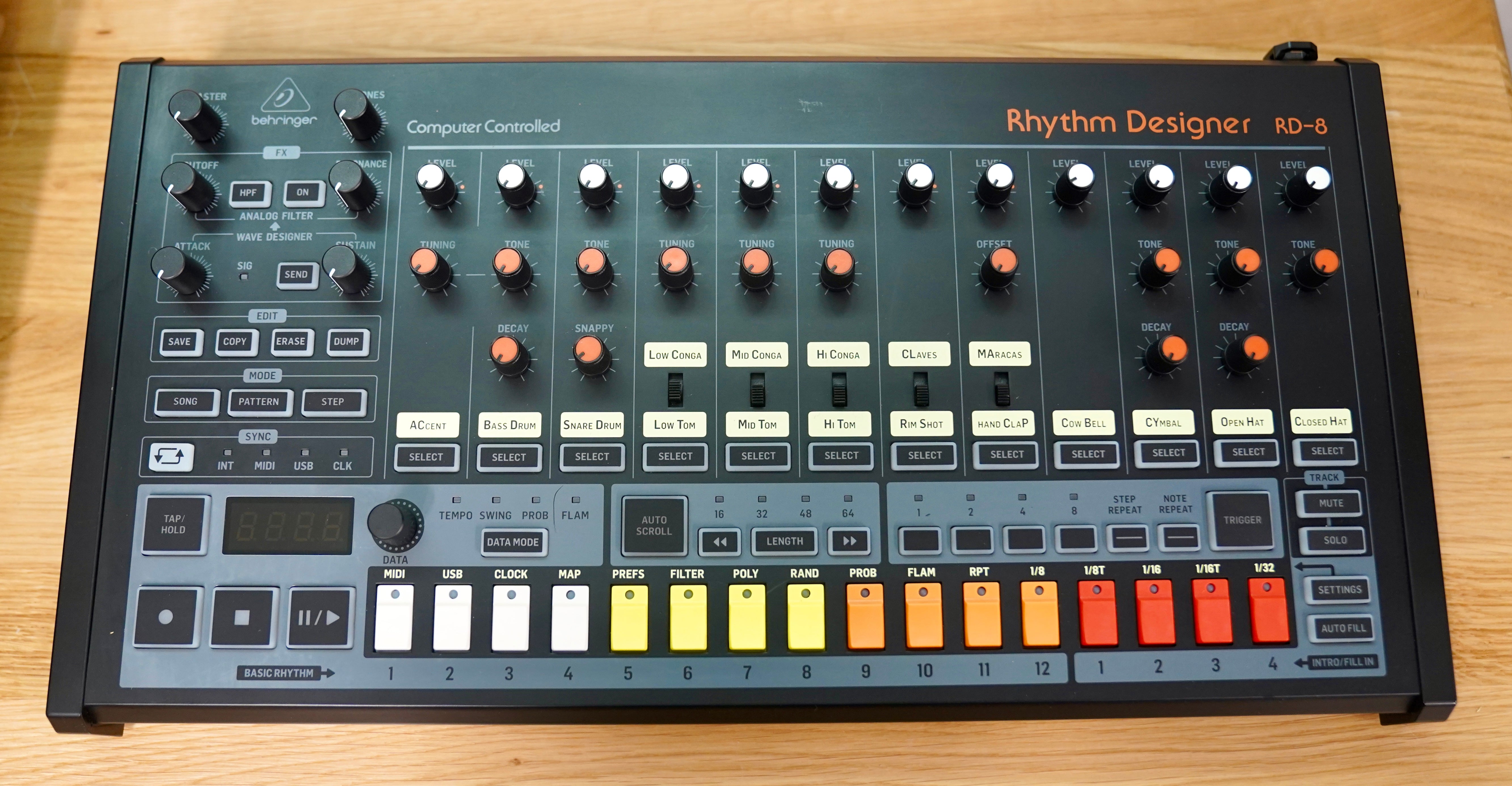 Behringer RD-8 Rhythm Designer
