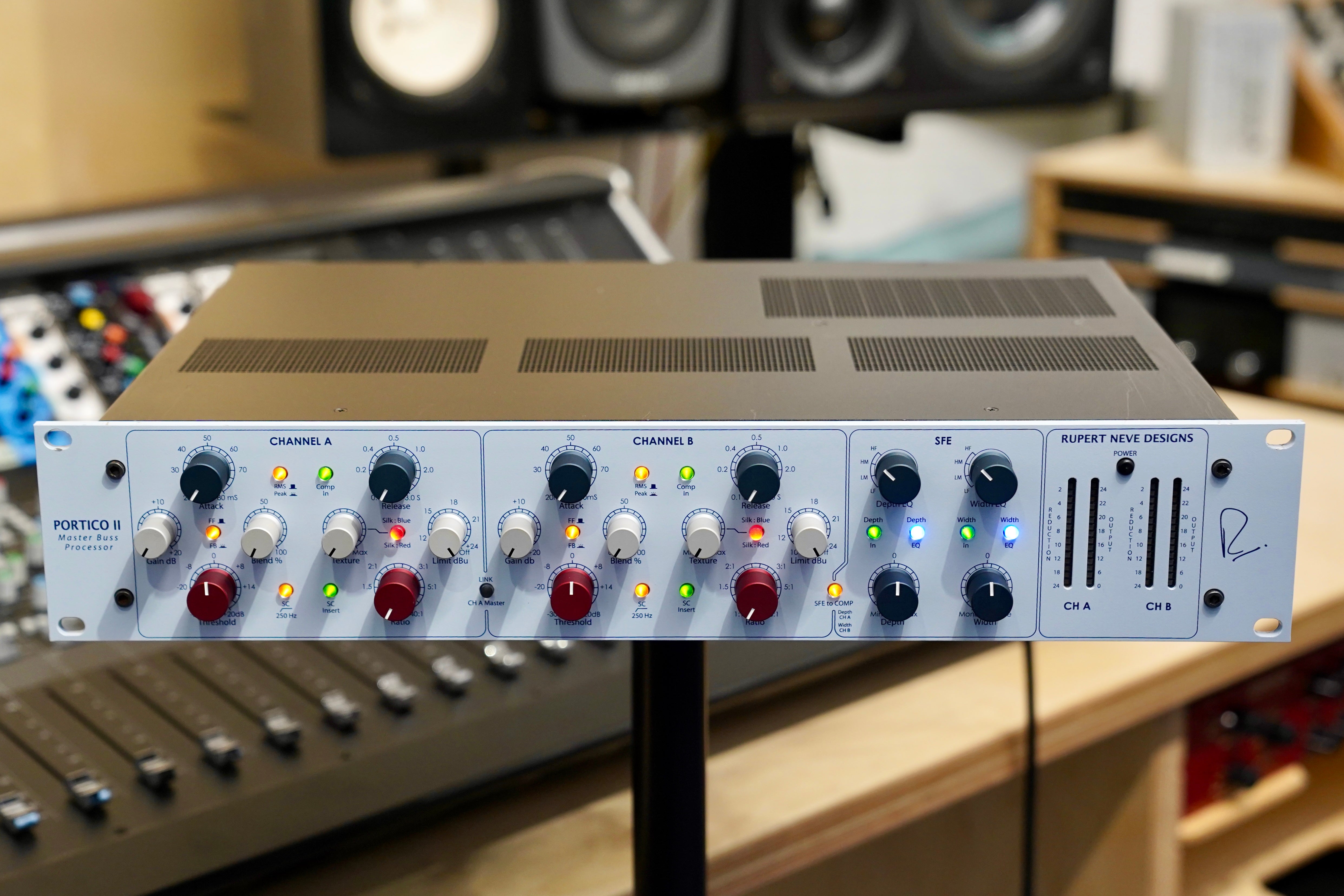 Rupert Neve Portico II Master Buss Processor
