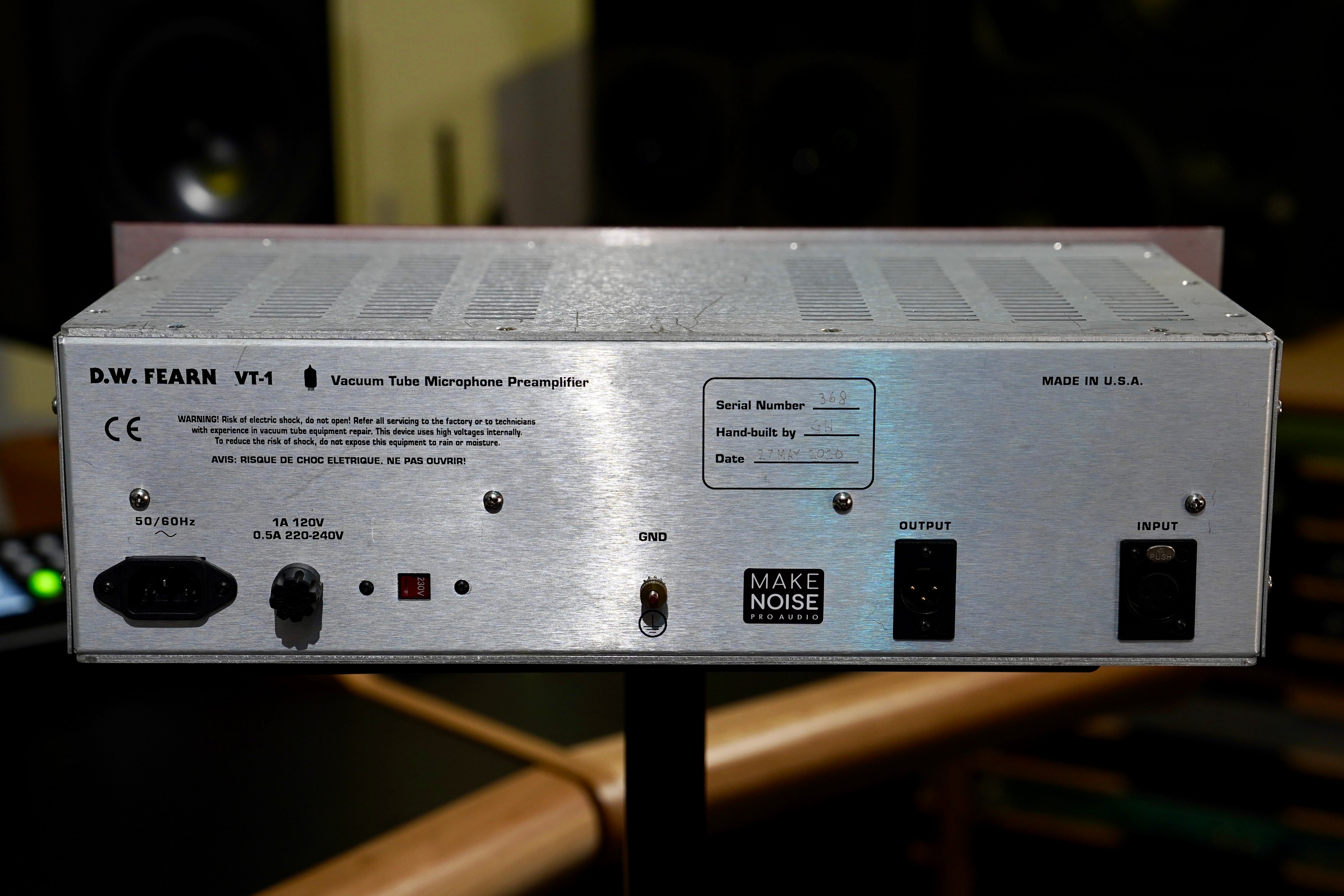 DW Fearn VT-1 Vacuum Tube Mic Preamp
