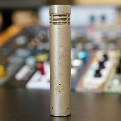 Neumann KM84i