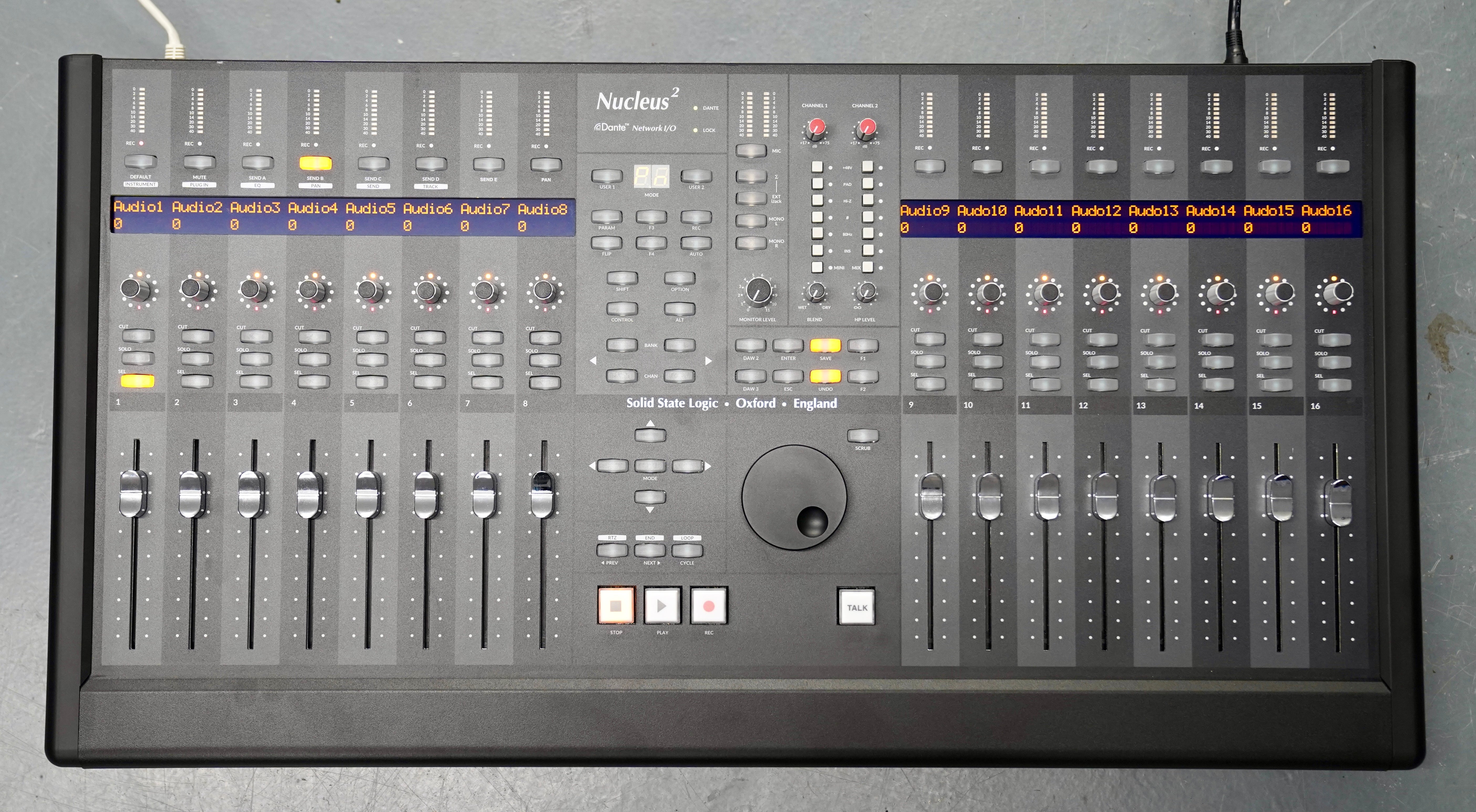 SSL Nucleus 2 Dark