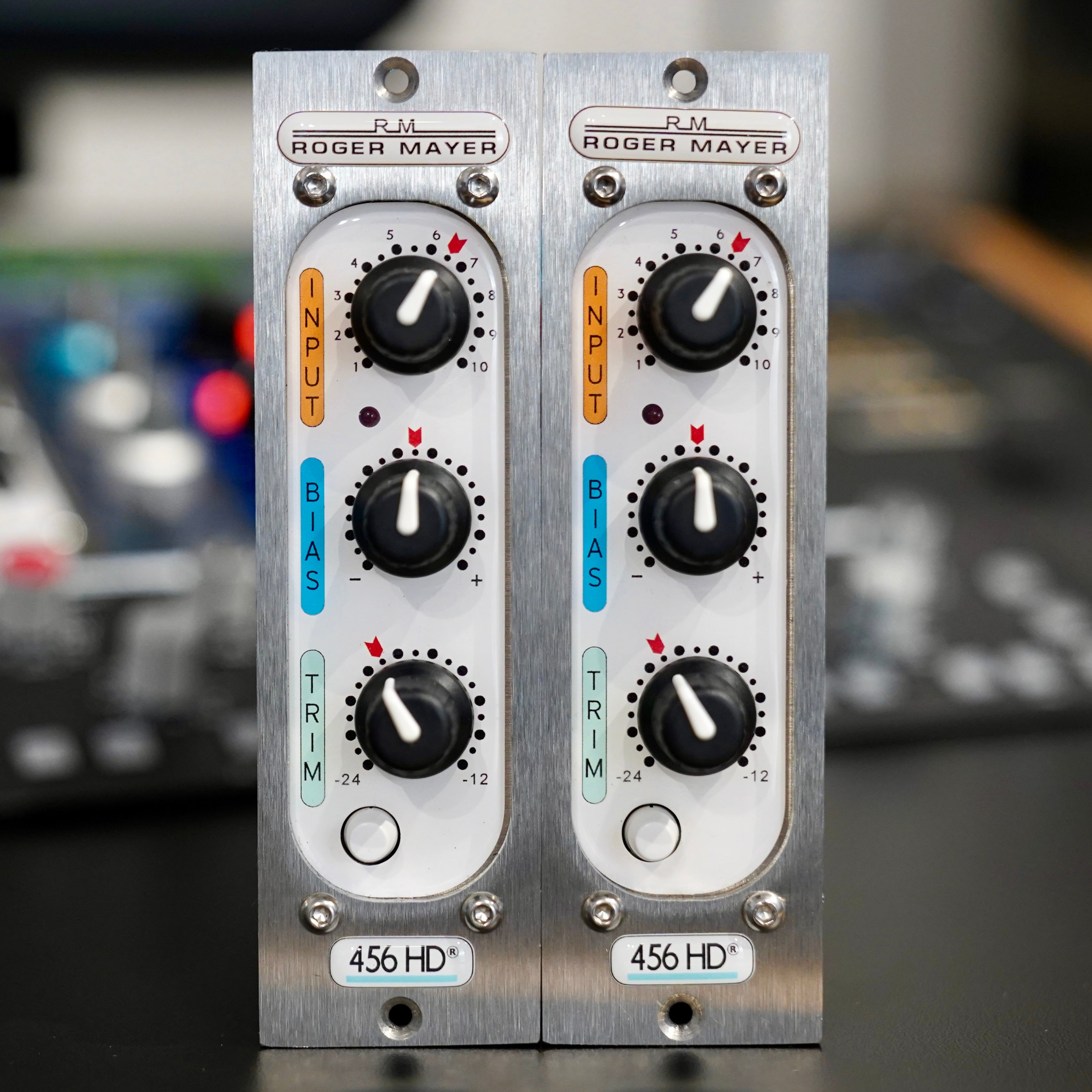 Roger Mayer 456HD-500 (Pair)