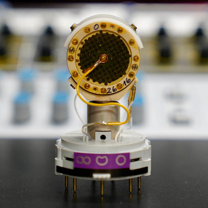 Neumann U87 (1979)