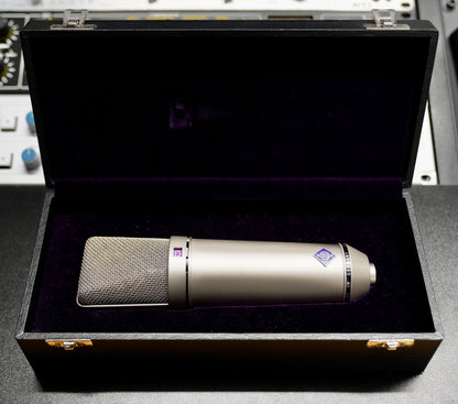 Neumann U87 (1979)
