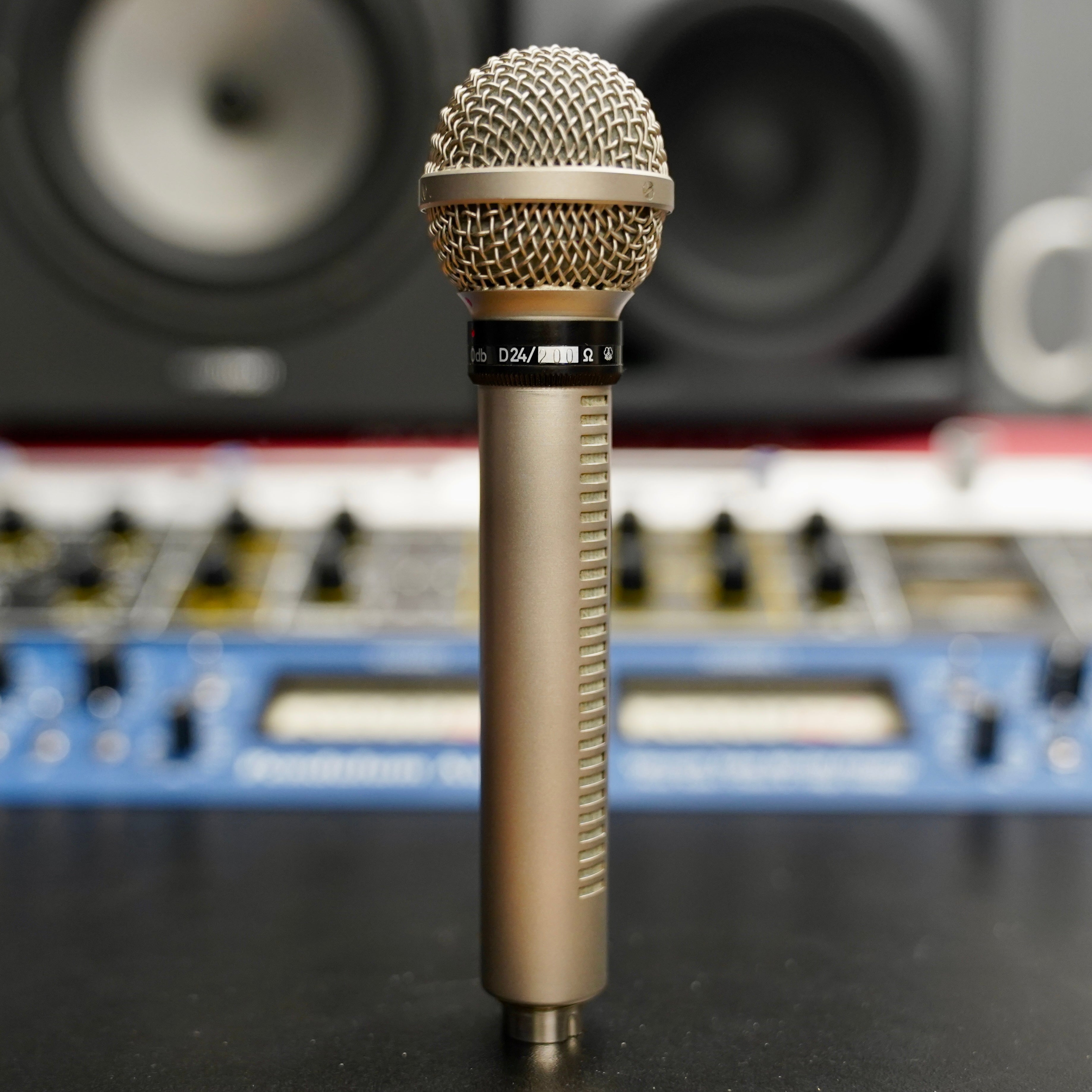 AKG D24 (1962)