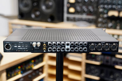 Universal Audio Apollo X8 Thunderbolt 3 Audio Interface