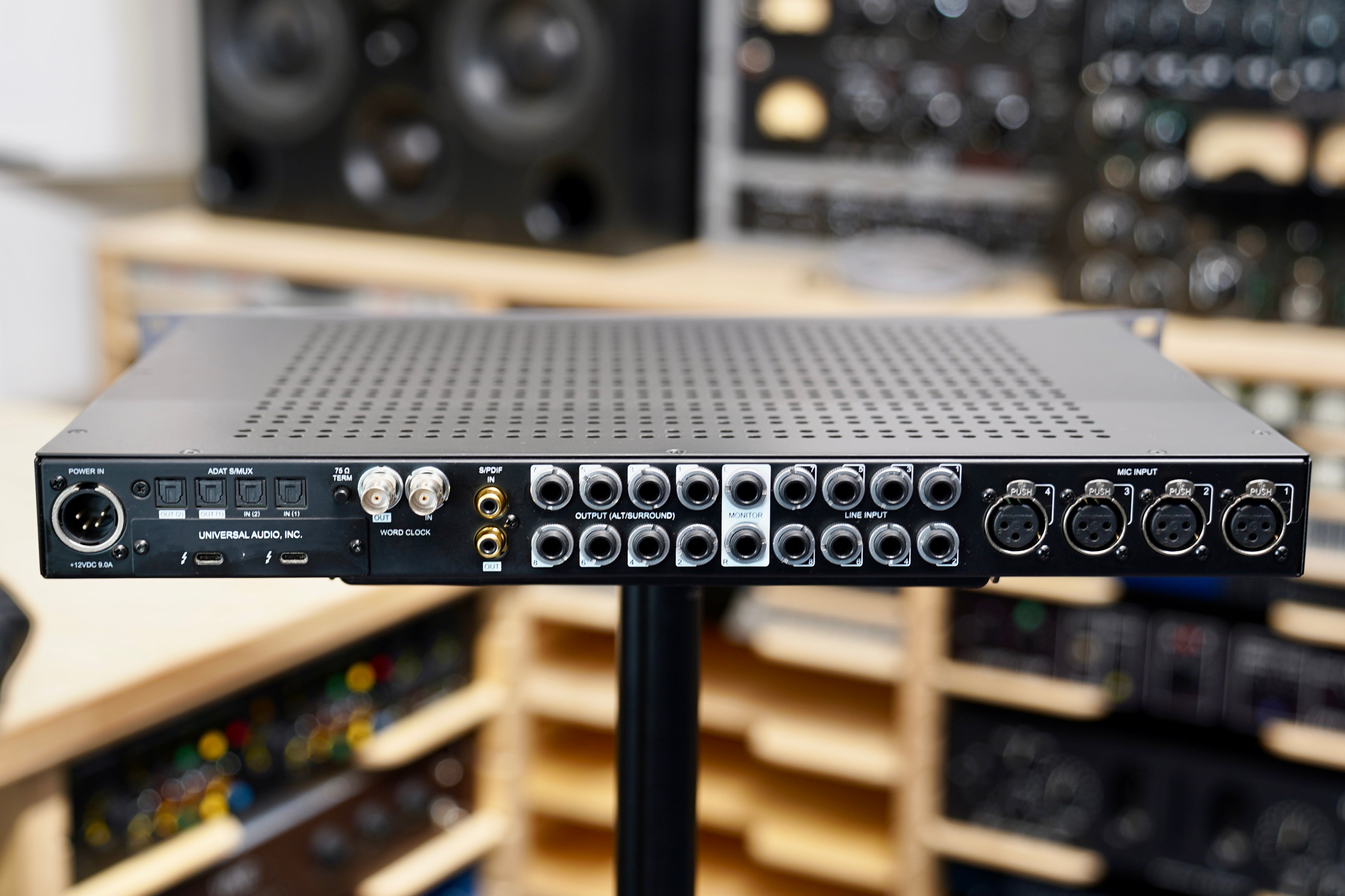 Universal Audio Apollo X8 Thunderbolt 3 Audio Interface