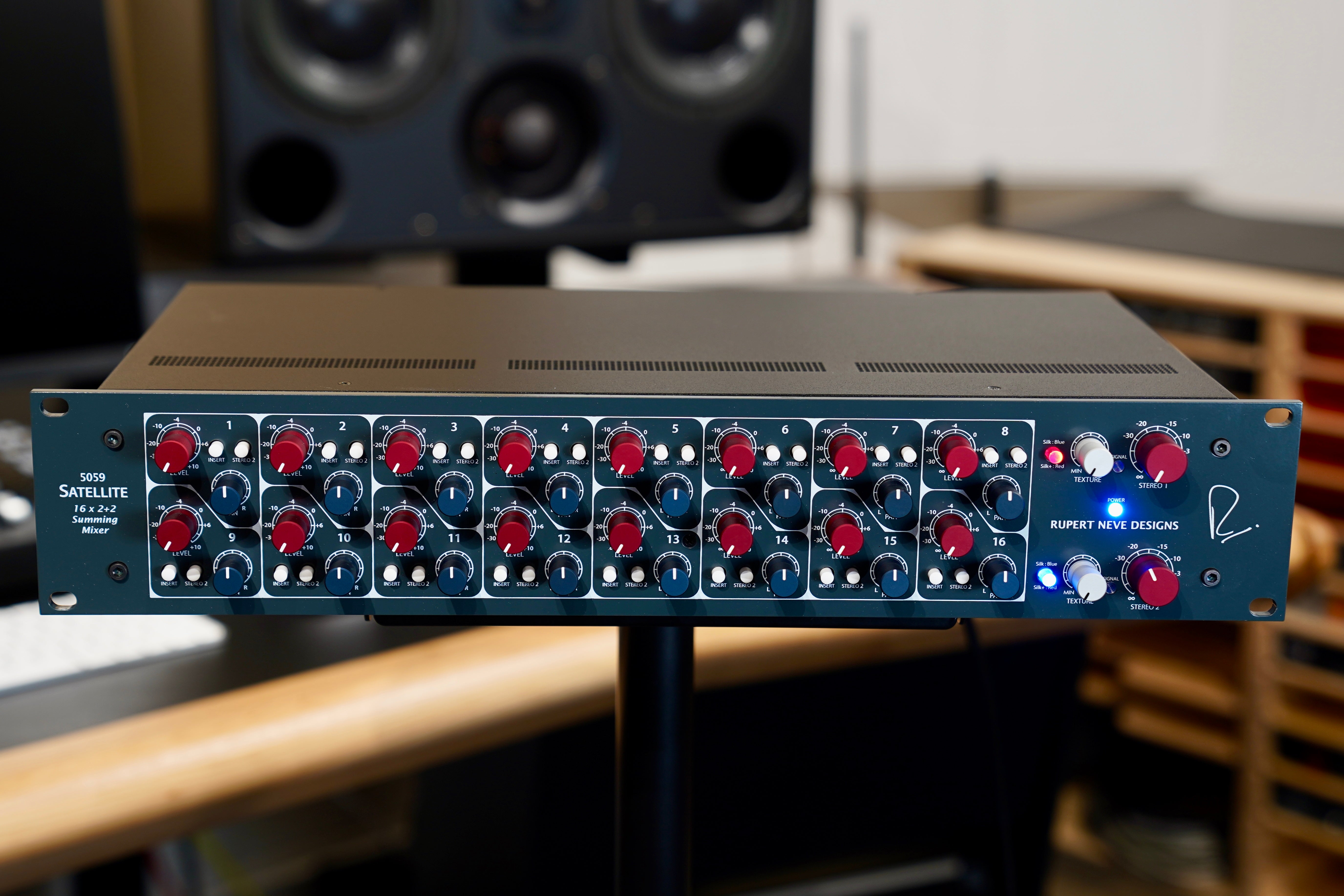 Rupert Neve 5059 Satellite Summing Mixer