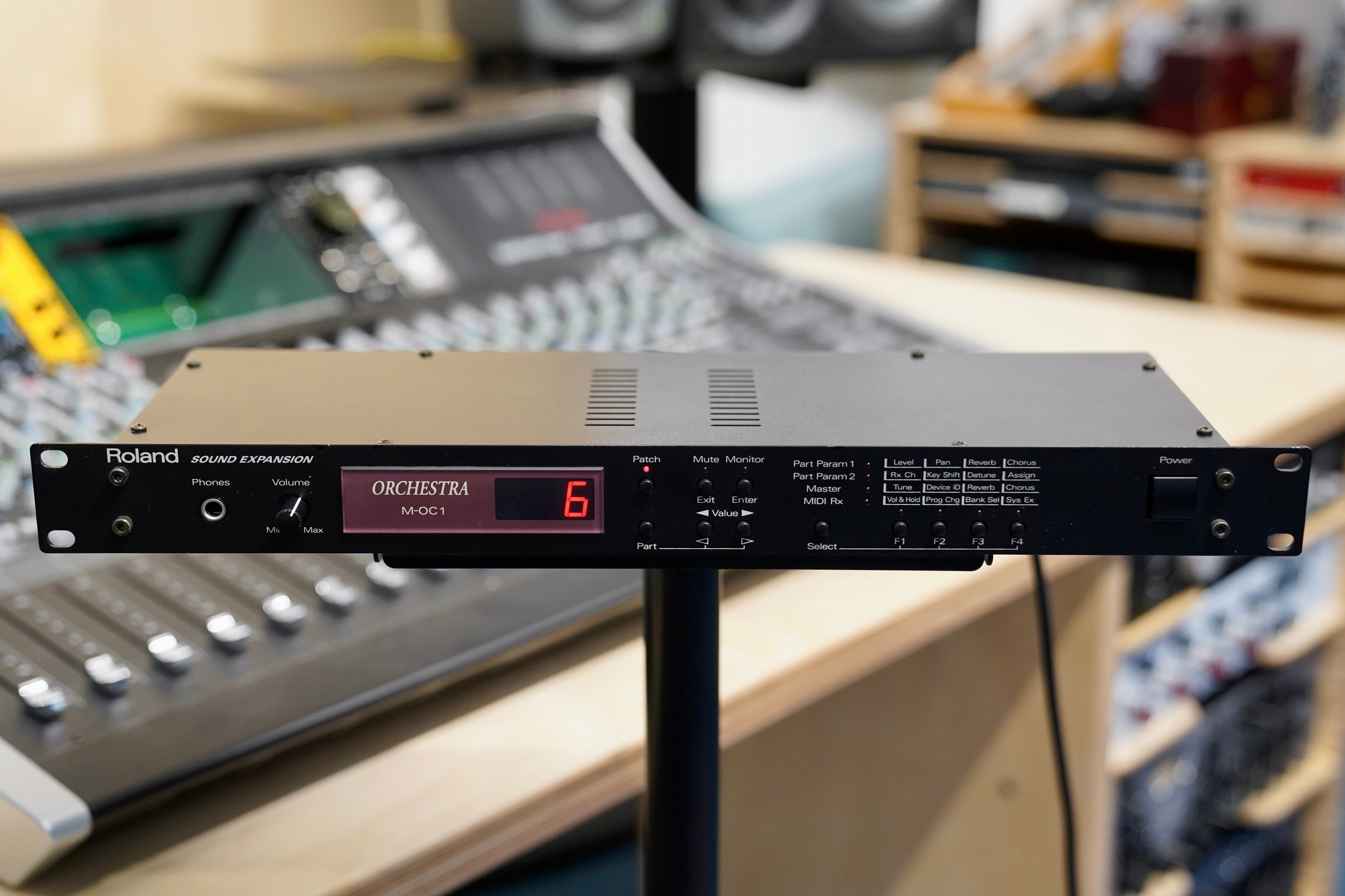 Oc1 Storage Rack Roland M-OC1 Orchestra Sound Expansion Rack Module – Make Noise Pro Audio