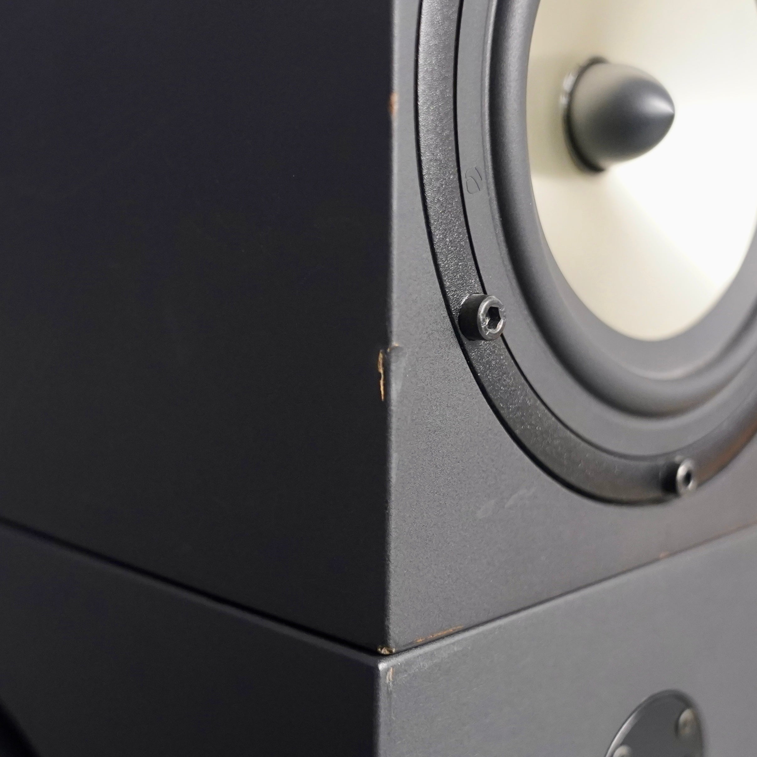 Amphion Two18 + BaseOne25 (Pair)