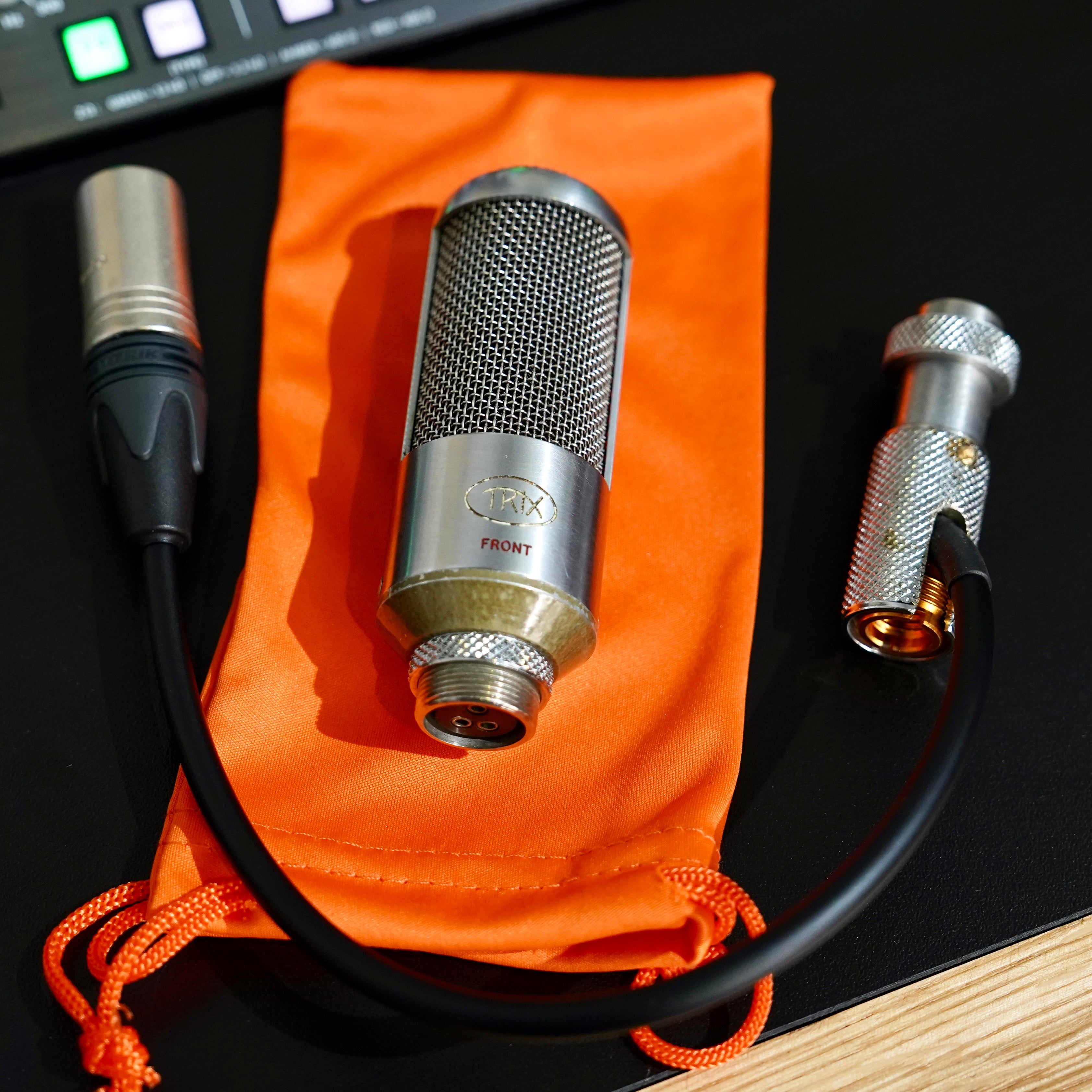 Trix 7114 Ribbon Microphone