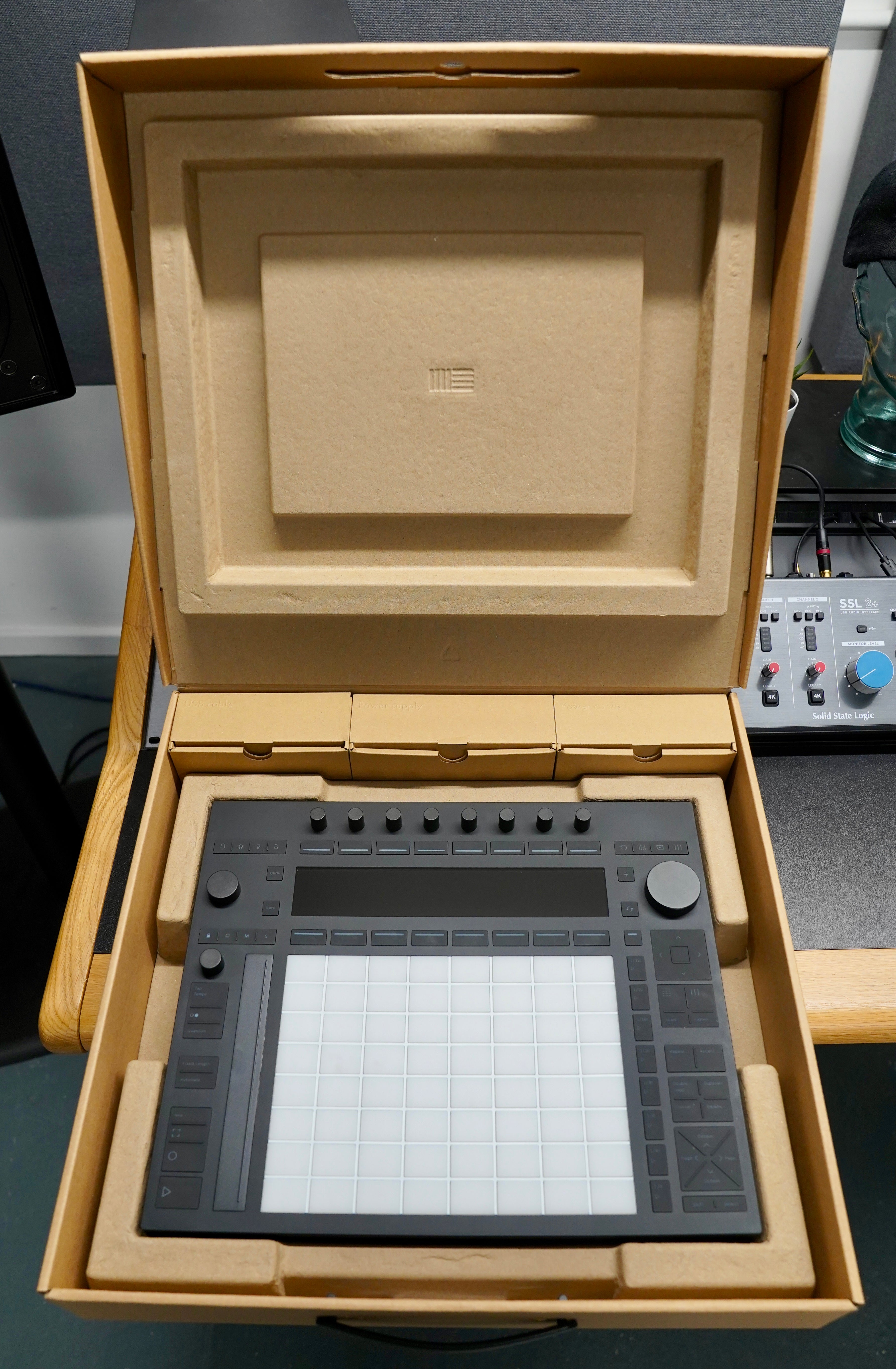 Ableton Push 3 (スタンドアローン版) ほぼ新品 カバー付 ableton PUSH 3 スタンドアロン 【Ableton Live対応
