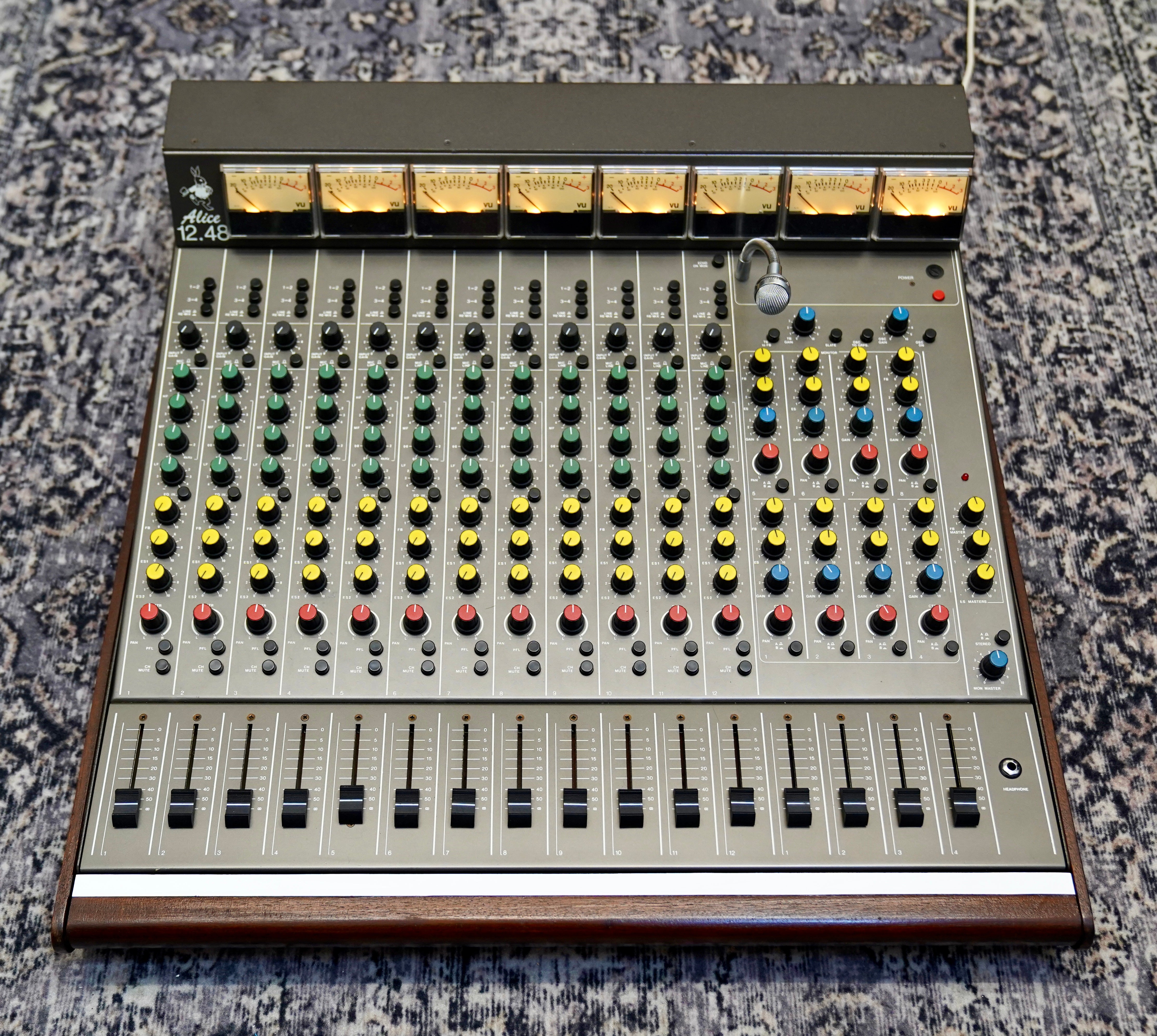 Alice 12.48 12-Channel Mixer