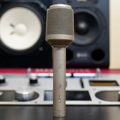 Neumann KM86i